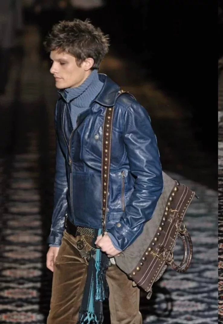 Gucci Classic Rivet Large Bag — front