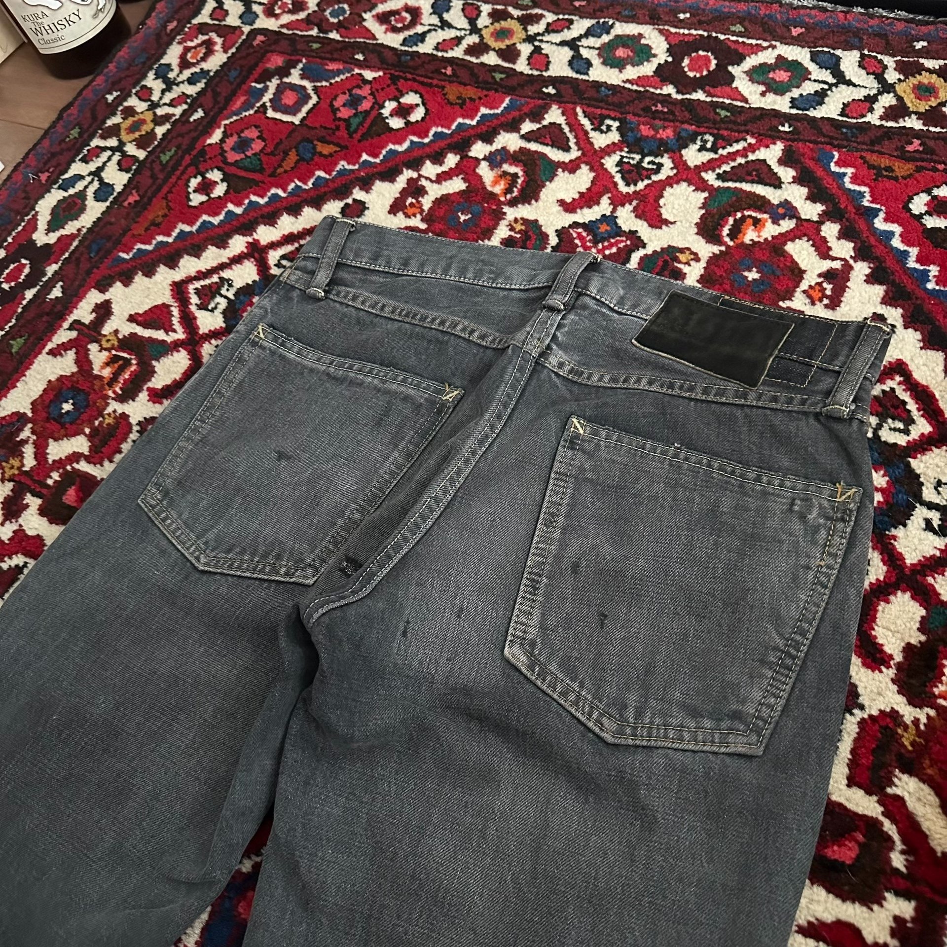 visvim 14aw 09d5 Black Washed Jeans — label
