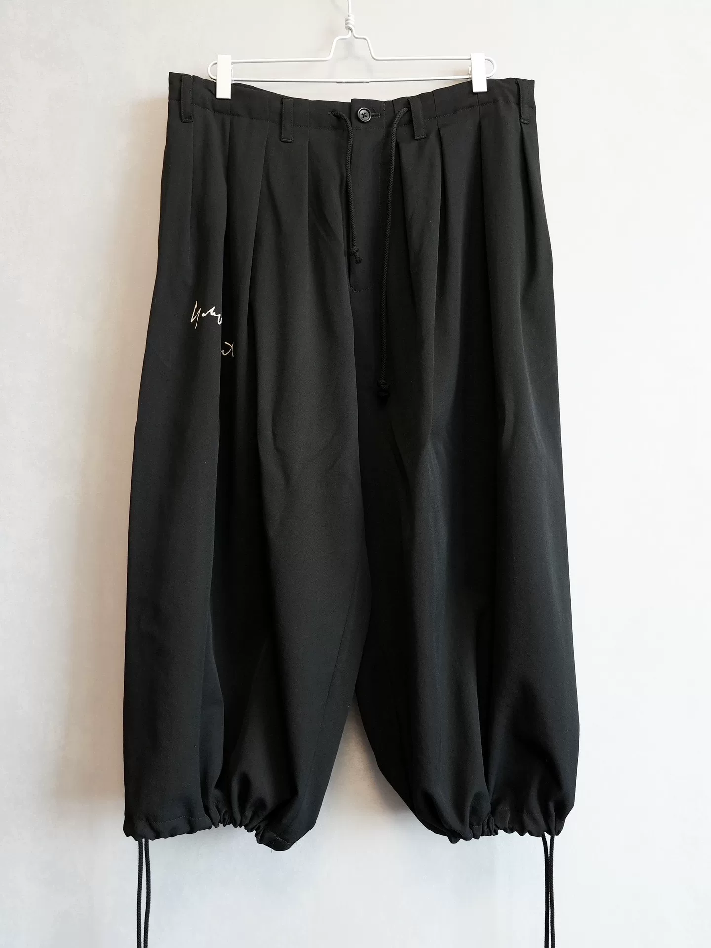 Yohji Yamamoto 90SS Drawstring Balloon Pants — detail