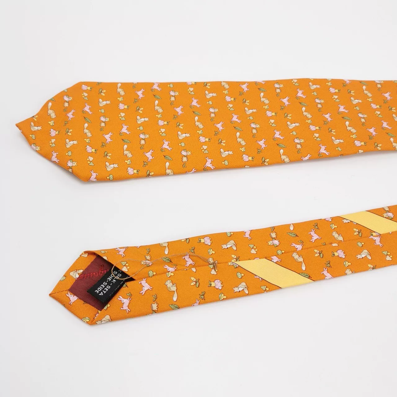Red Ferragamo Tie Accessory — detail