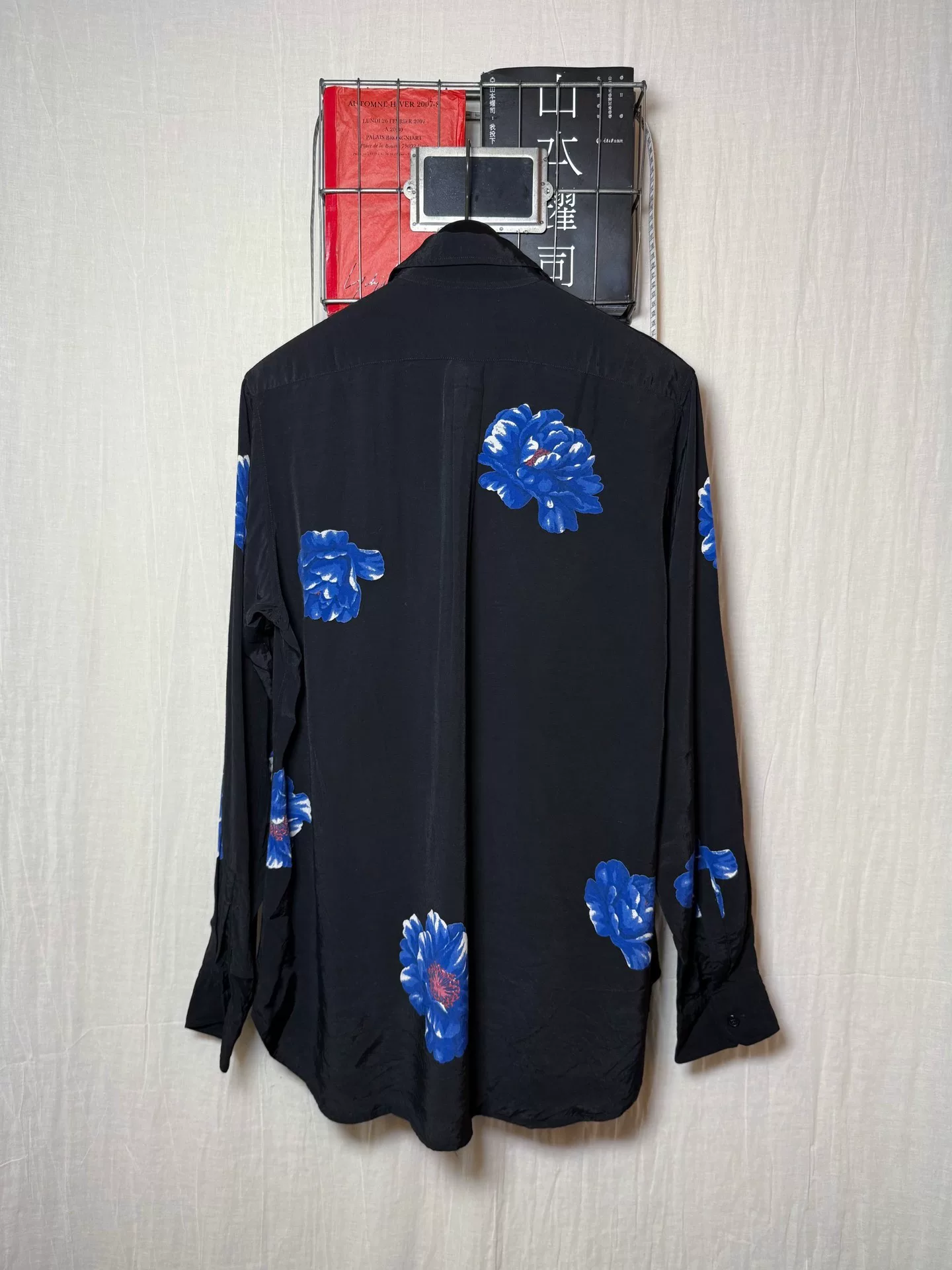Yohji Yamamoto 10AW Blue Floral Shirt — detail