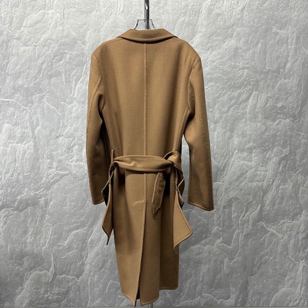 Louis Vuitton Camel Wool Belted Coat — label