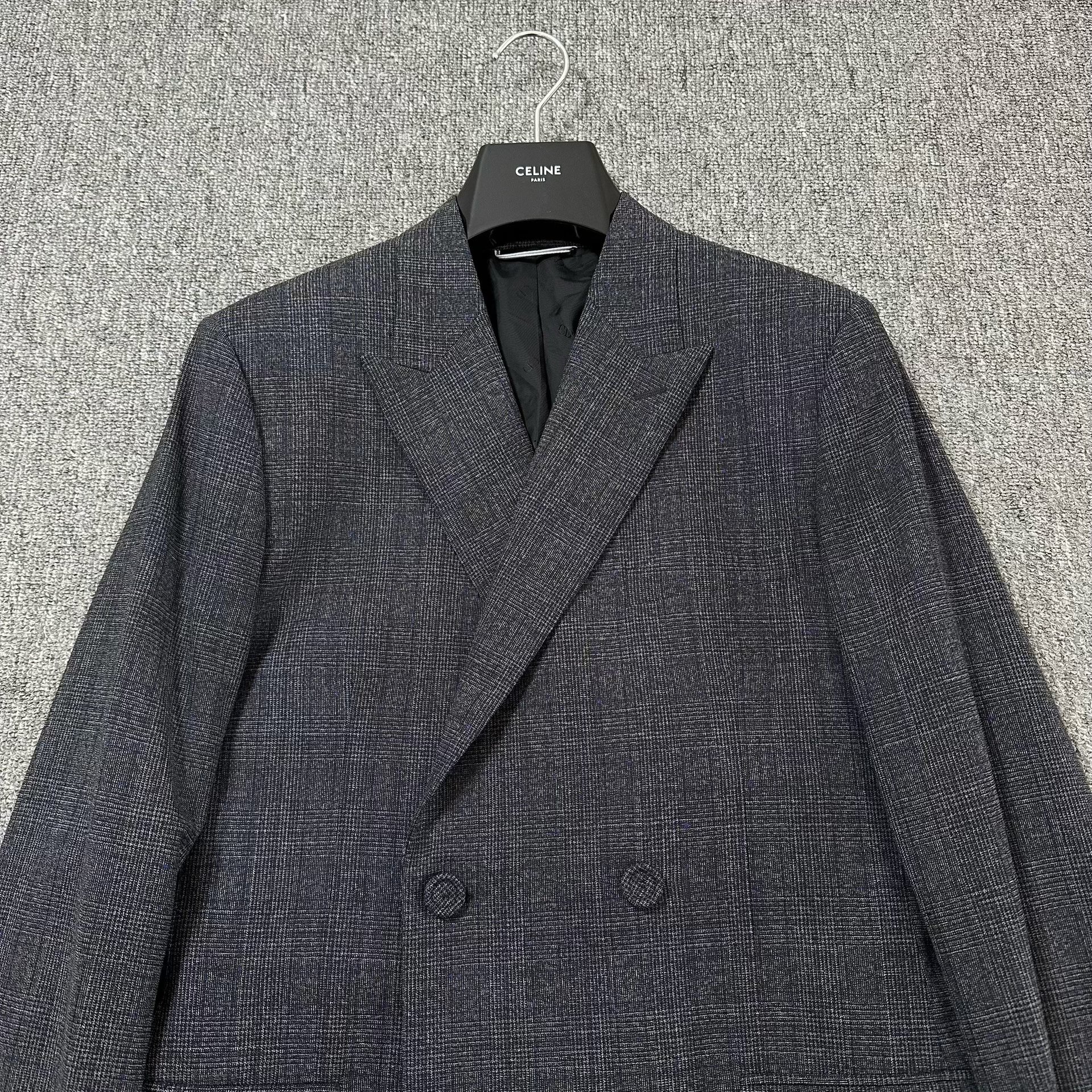 Dior Men Gray Plaid Wool Suit — detail