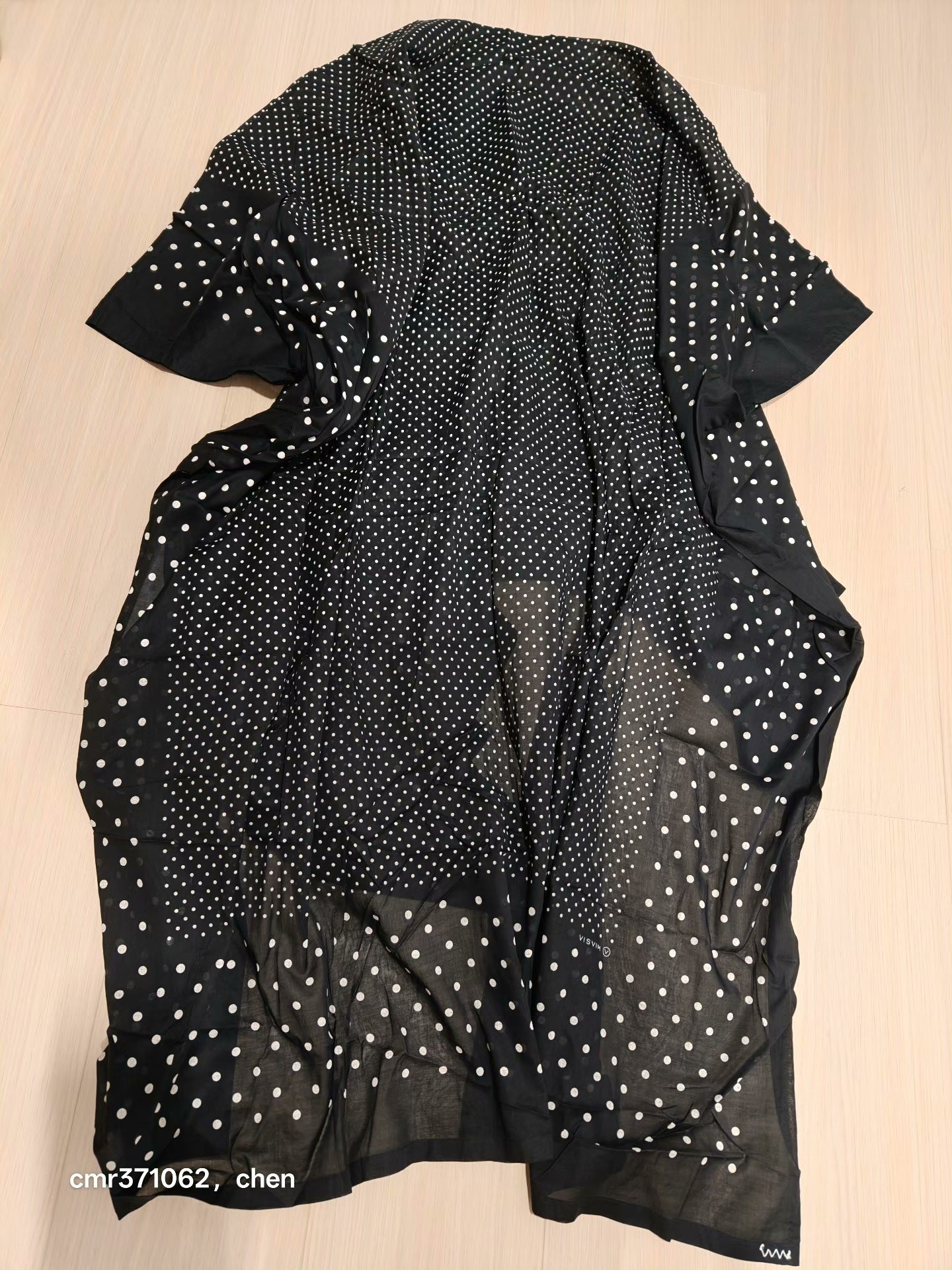 visvim 19ss Kaftan Dress Dots — label