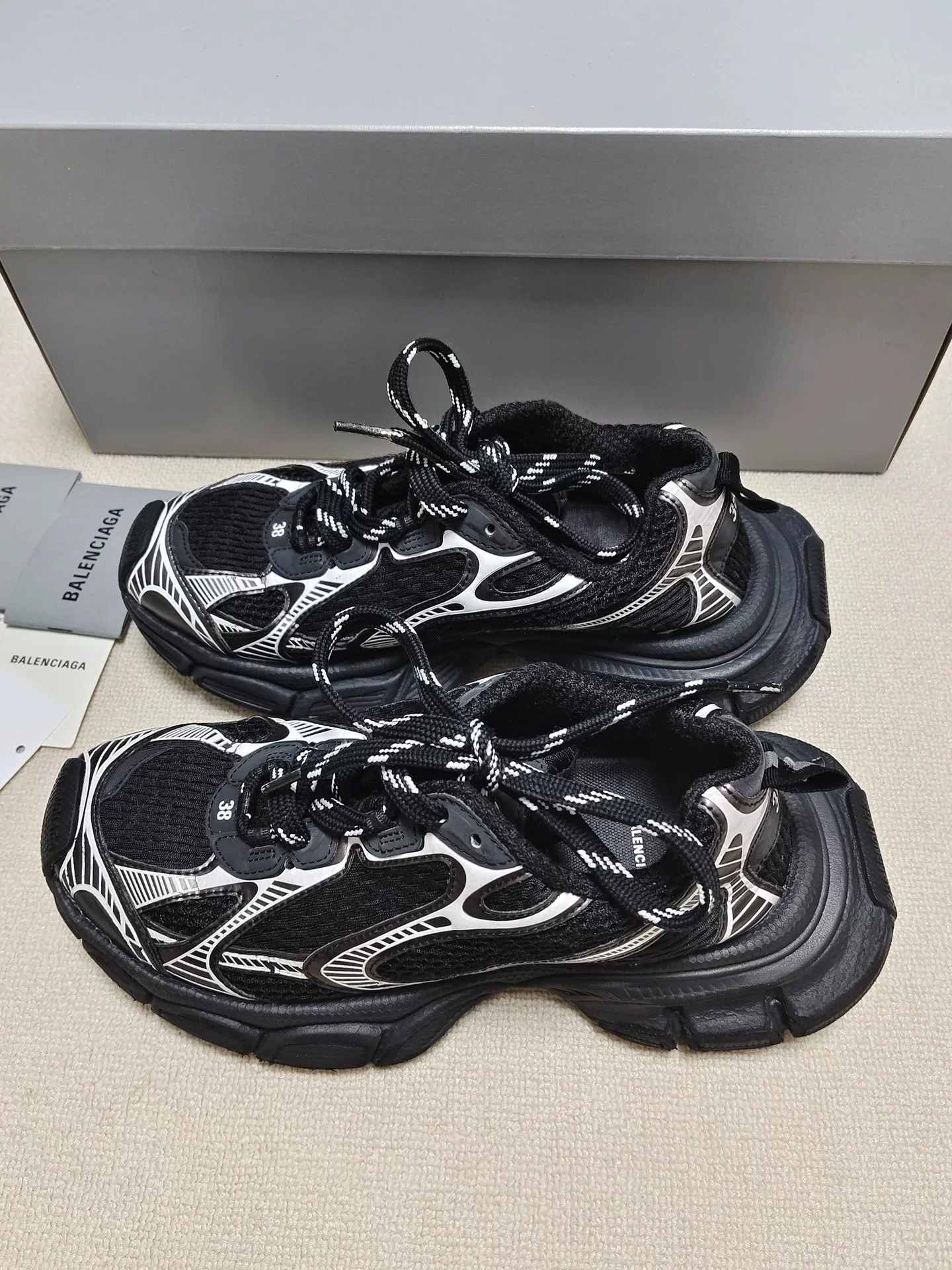 Balenciaga 3xl Low-Top Sneakers