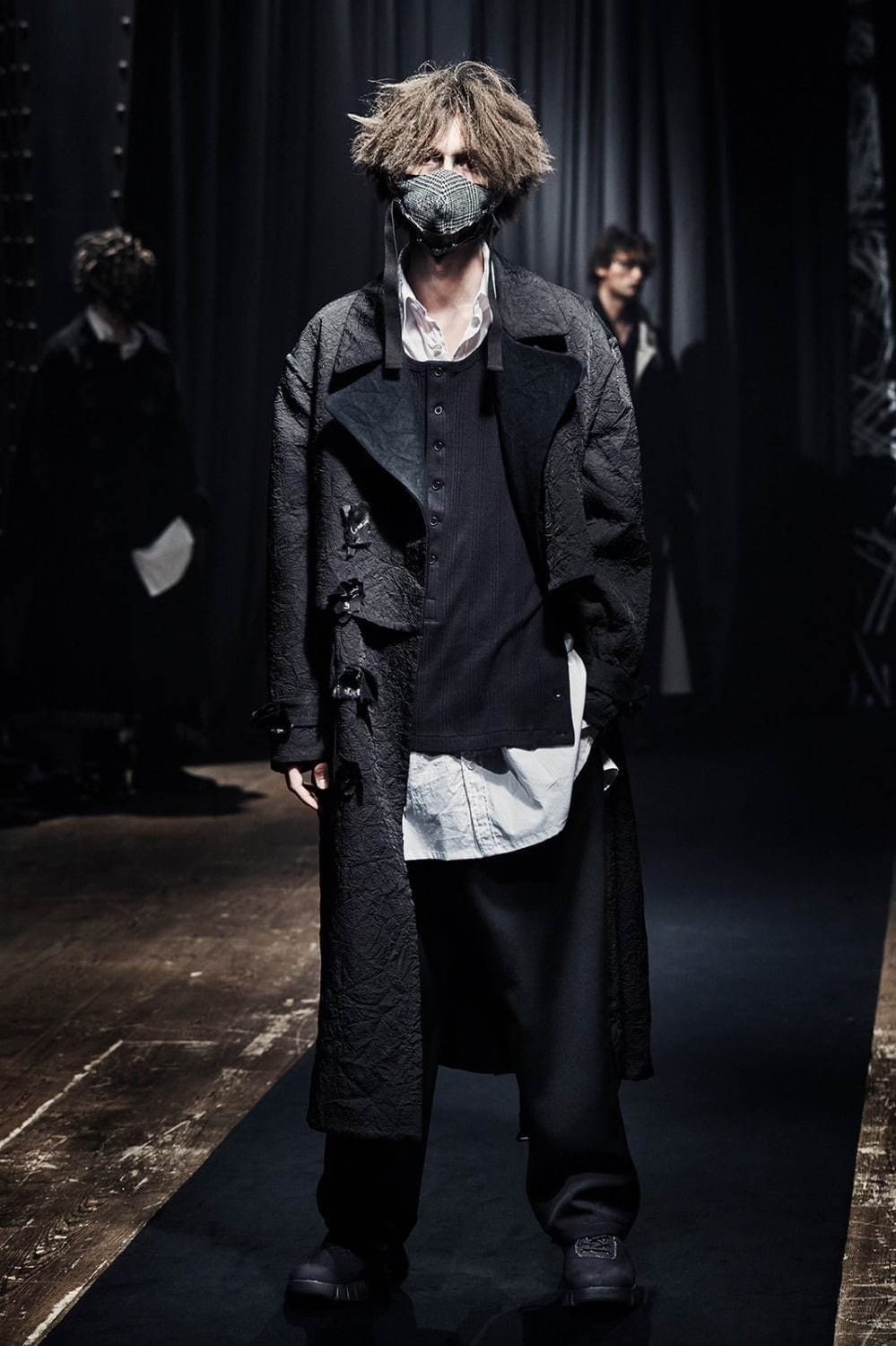 Yohji Yamamoto 21AW Checkered Wool Mask — detail