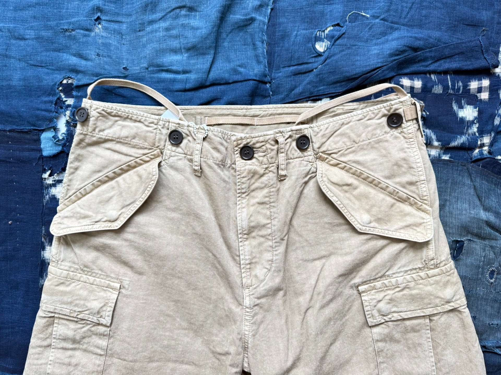 VISVIM 22SS EIGER SANCTION SHORTS — back