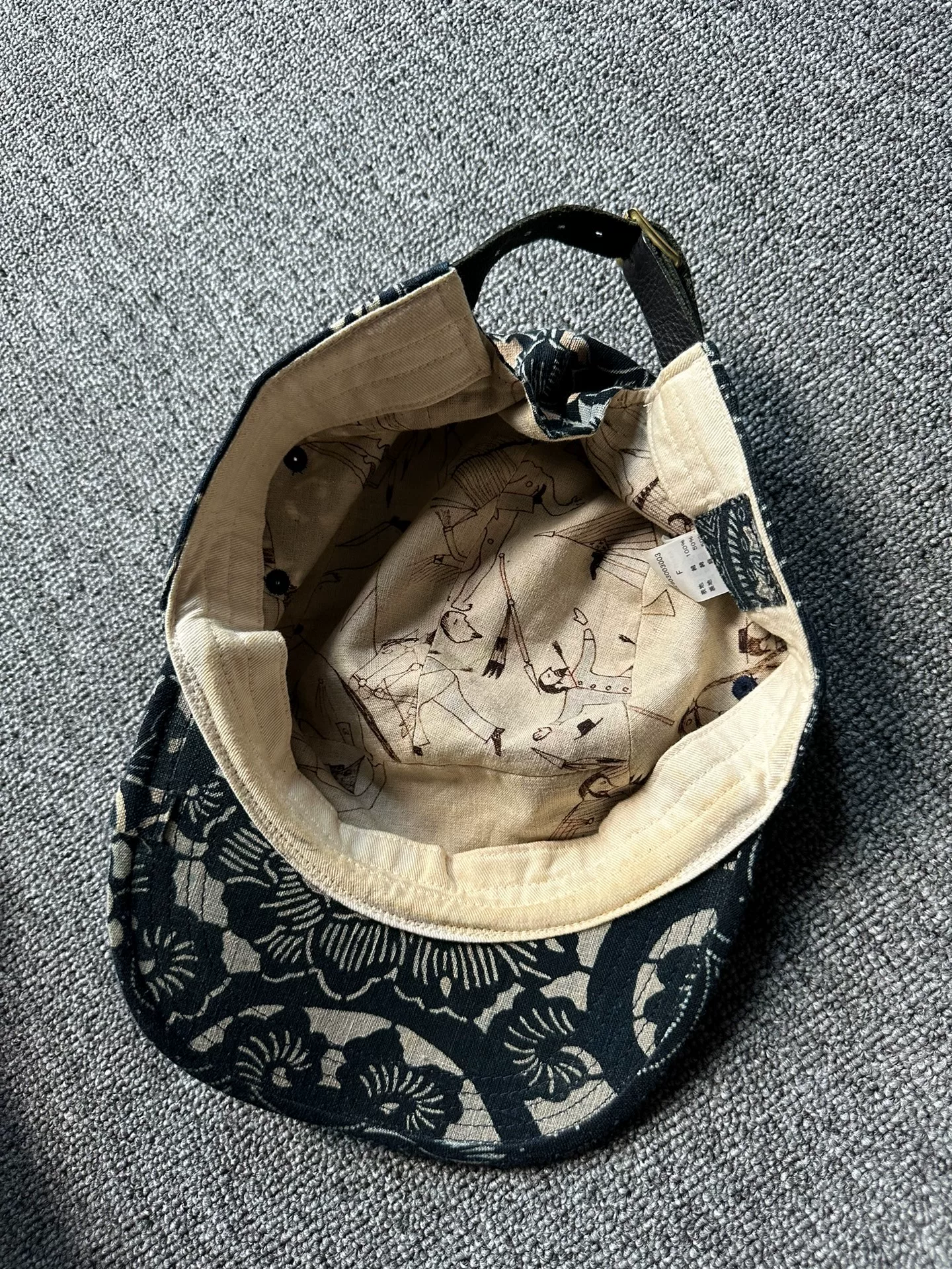 visvim ict Blue Floral Pattern Hat — back