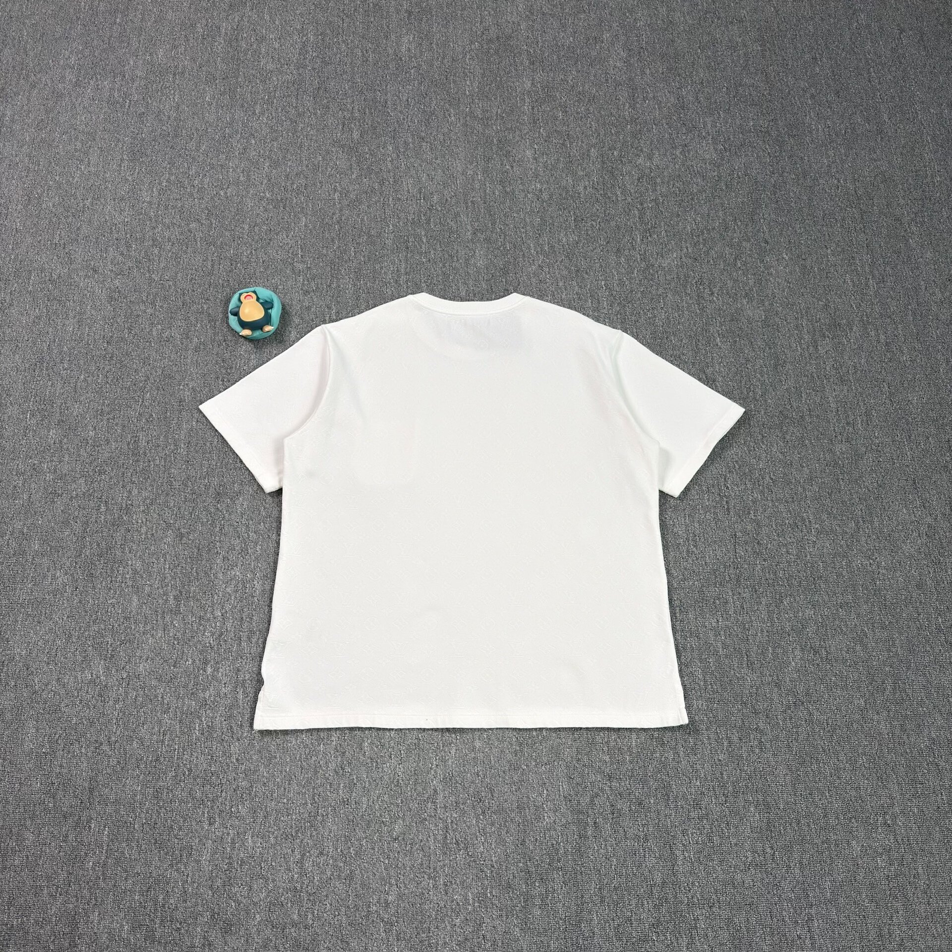 Louis Vuitton White Embossed Pocket T-shirt — front