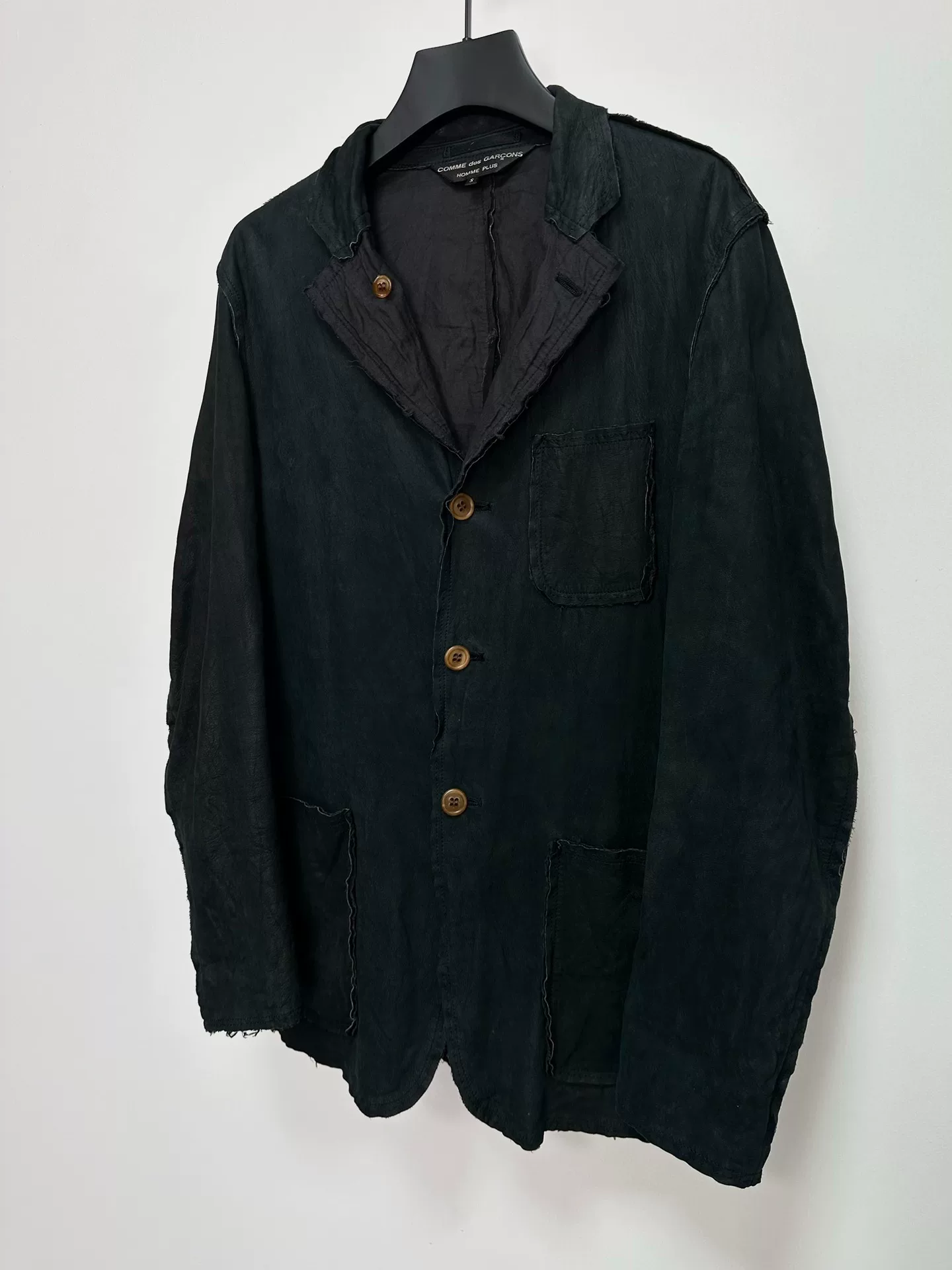 Comme des Garçons 02AW Torn Cowhide Jacket — label