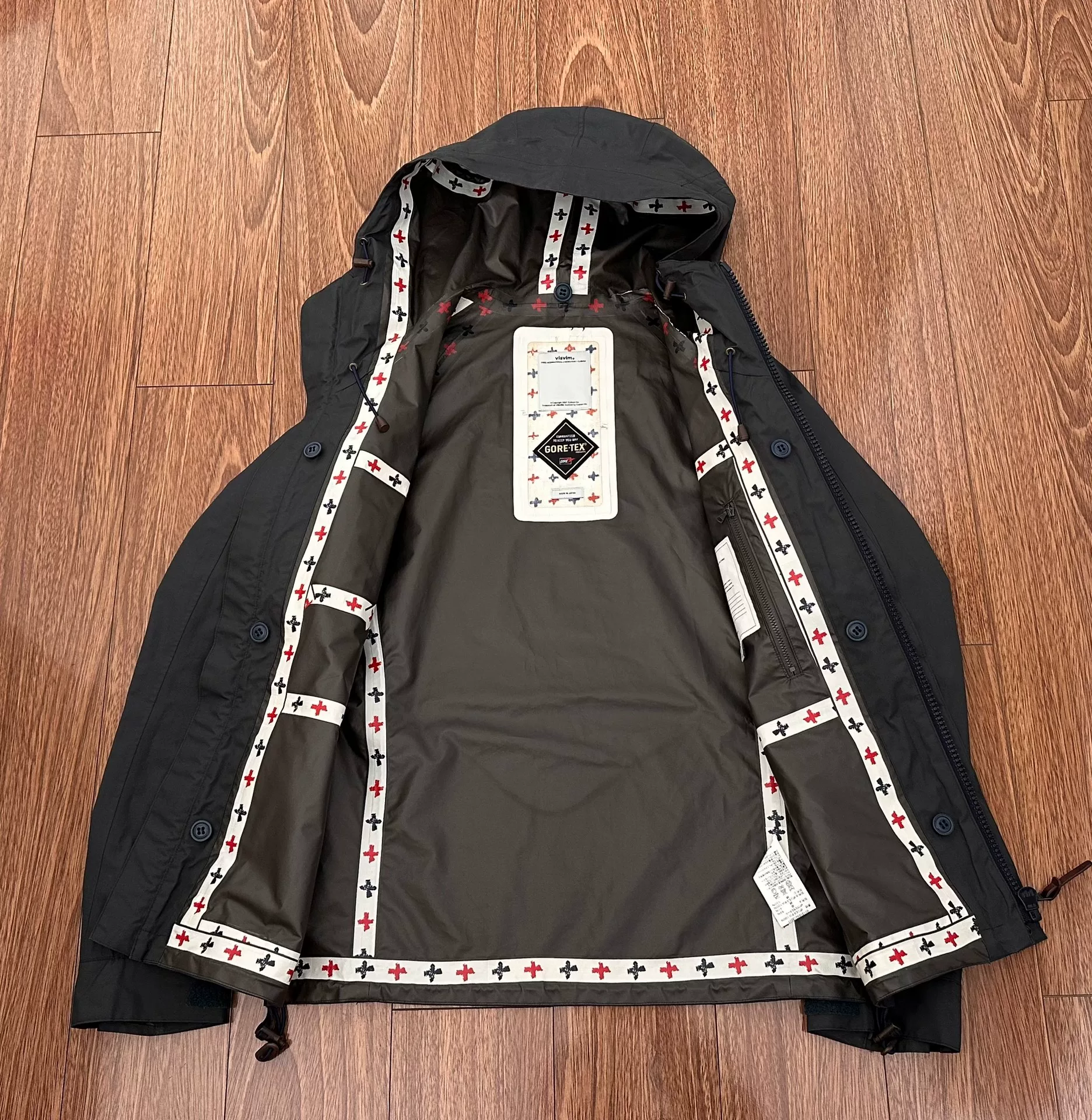 VISVIM P.F.D. 2.5L GORE-TEX Jacket — detail