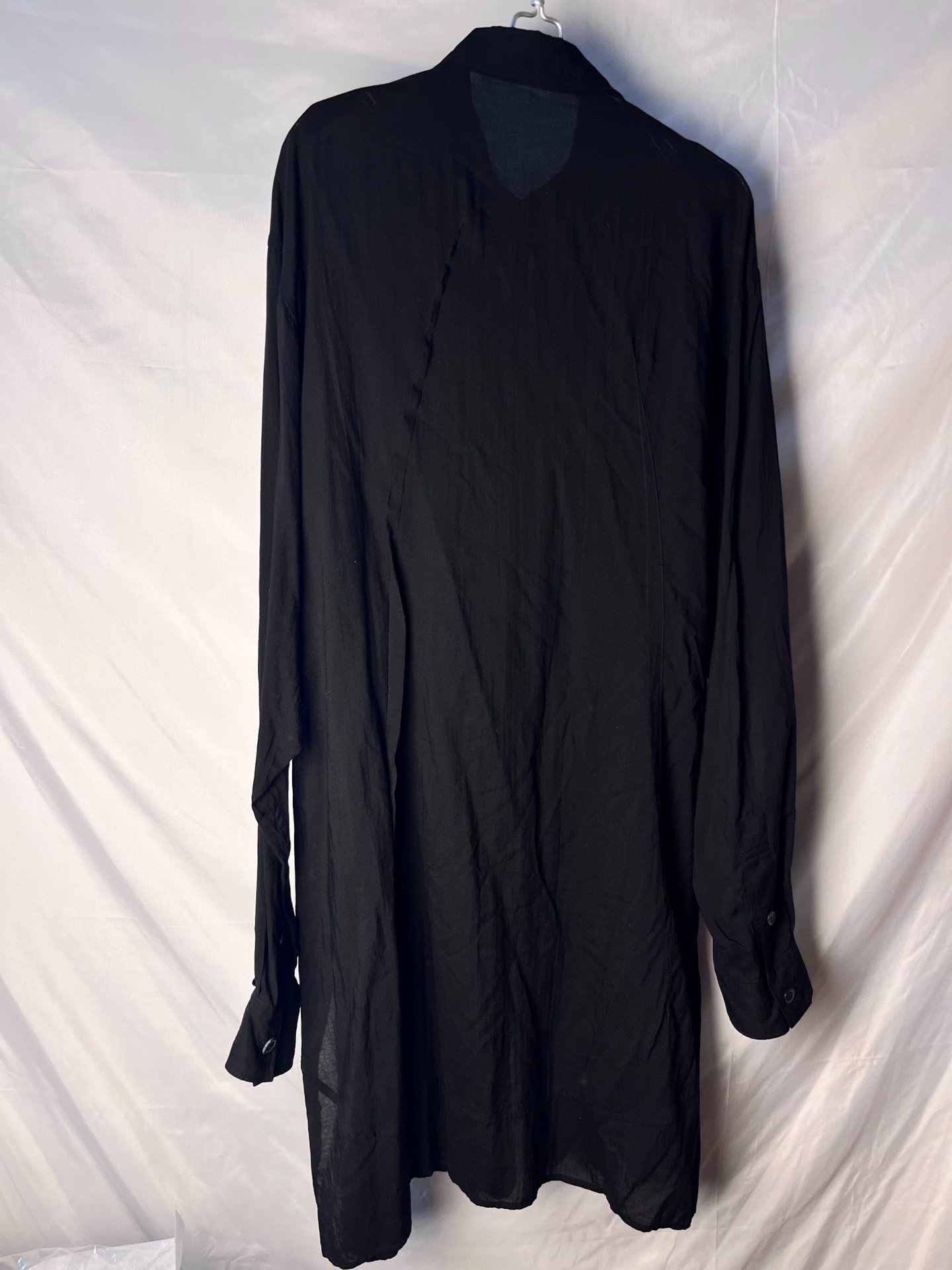 Yohji Yamamoto Black Creased Shirt — detail