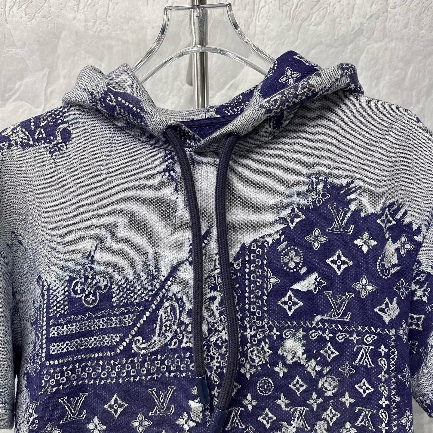 Louis Vuitton Bandana Print Hooded Tee — front
