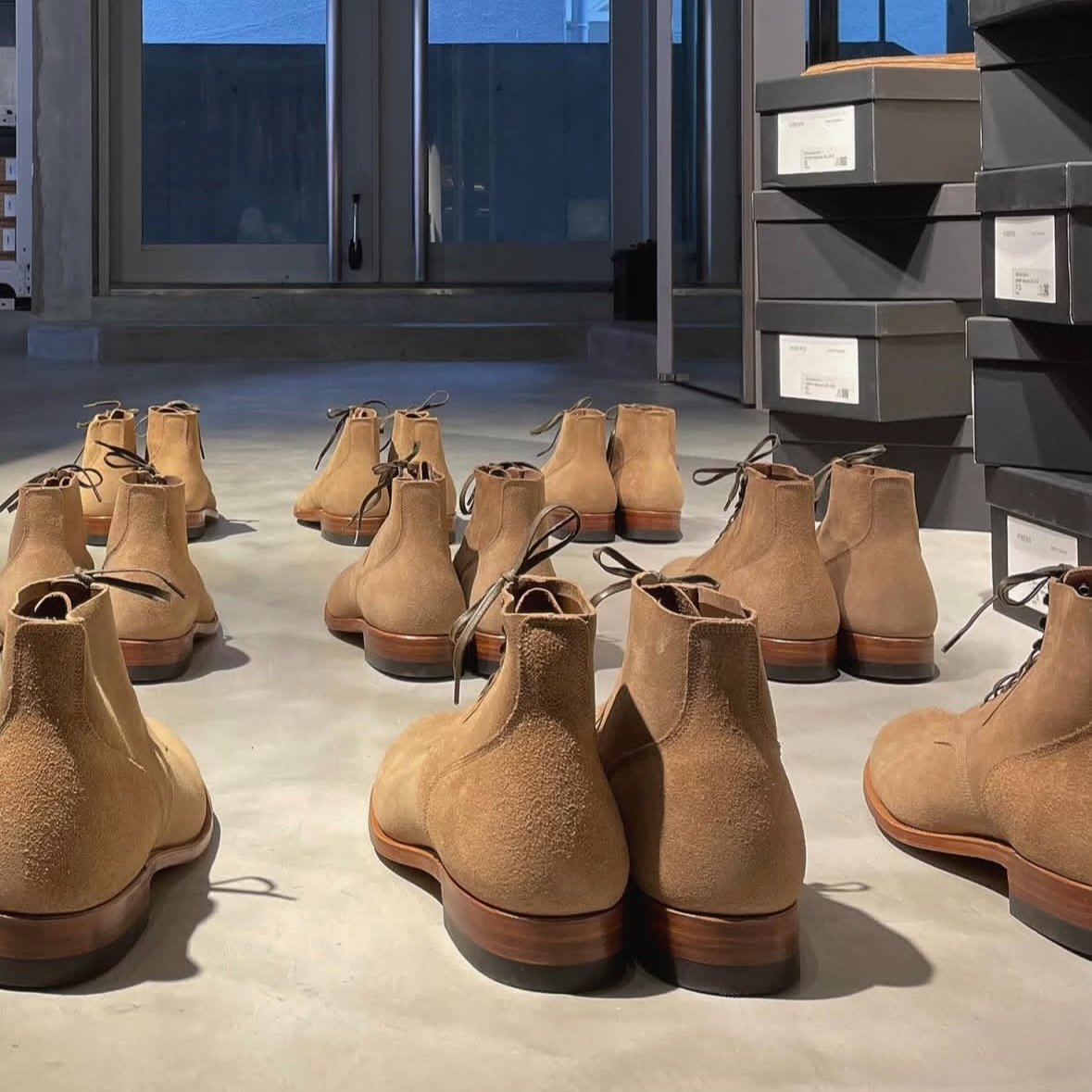 Der Sammler Solo x Viberg N-1 Boots — label