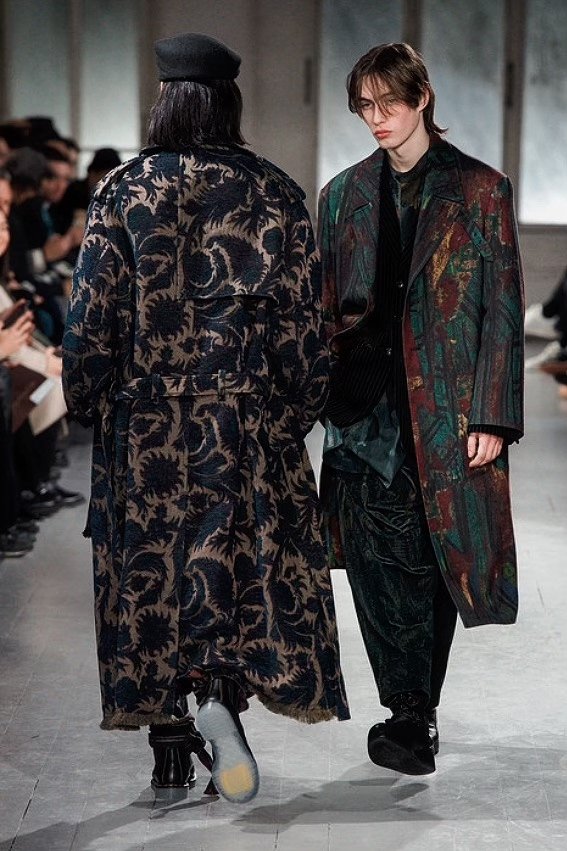 Yohji Yamamoto 23AW Ink-Dye Coat — detail