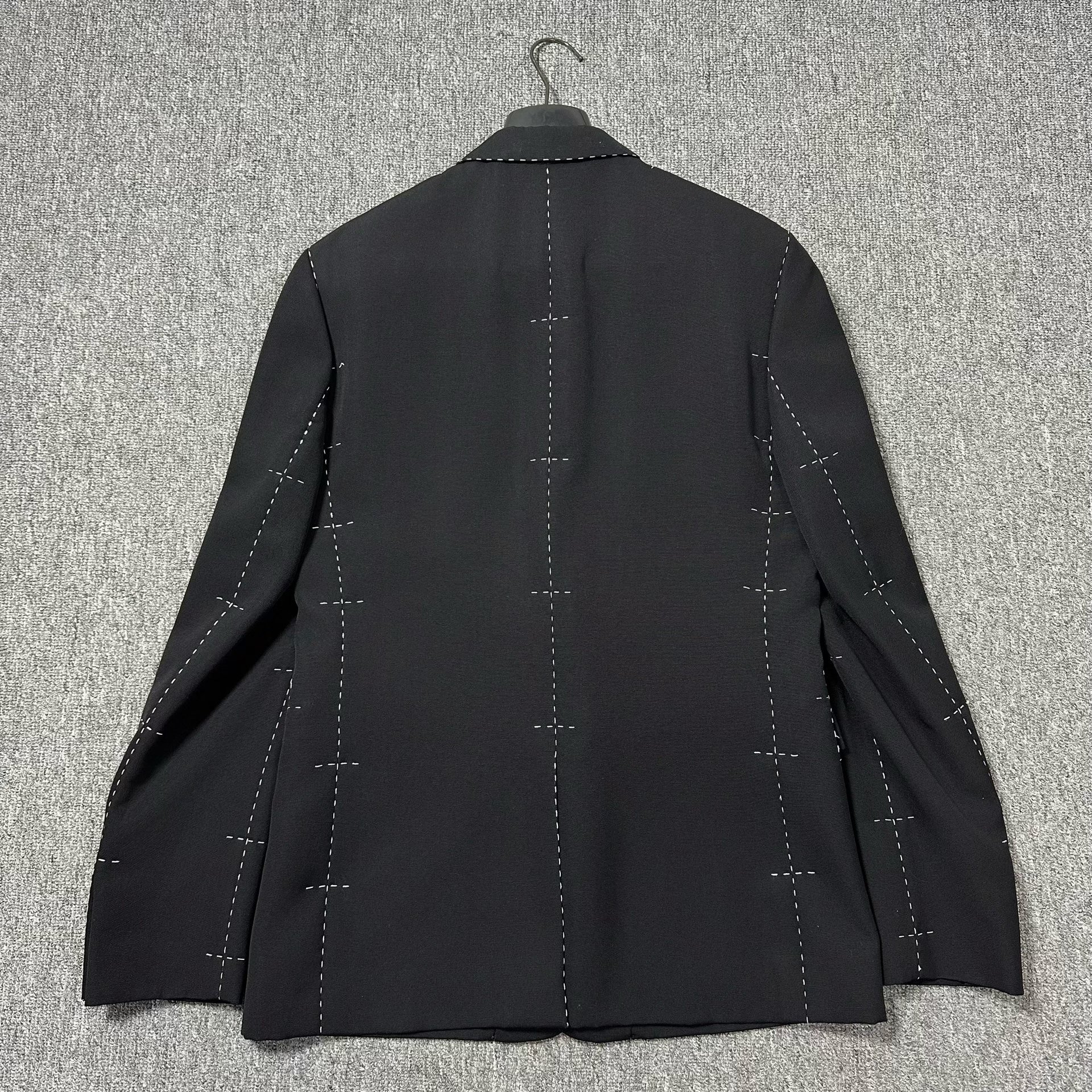 Dior Homme Wool Suit with White Topstitching — label
