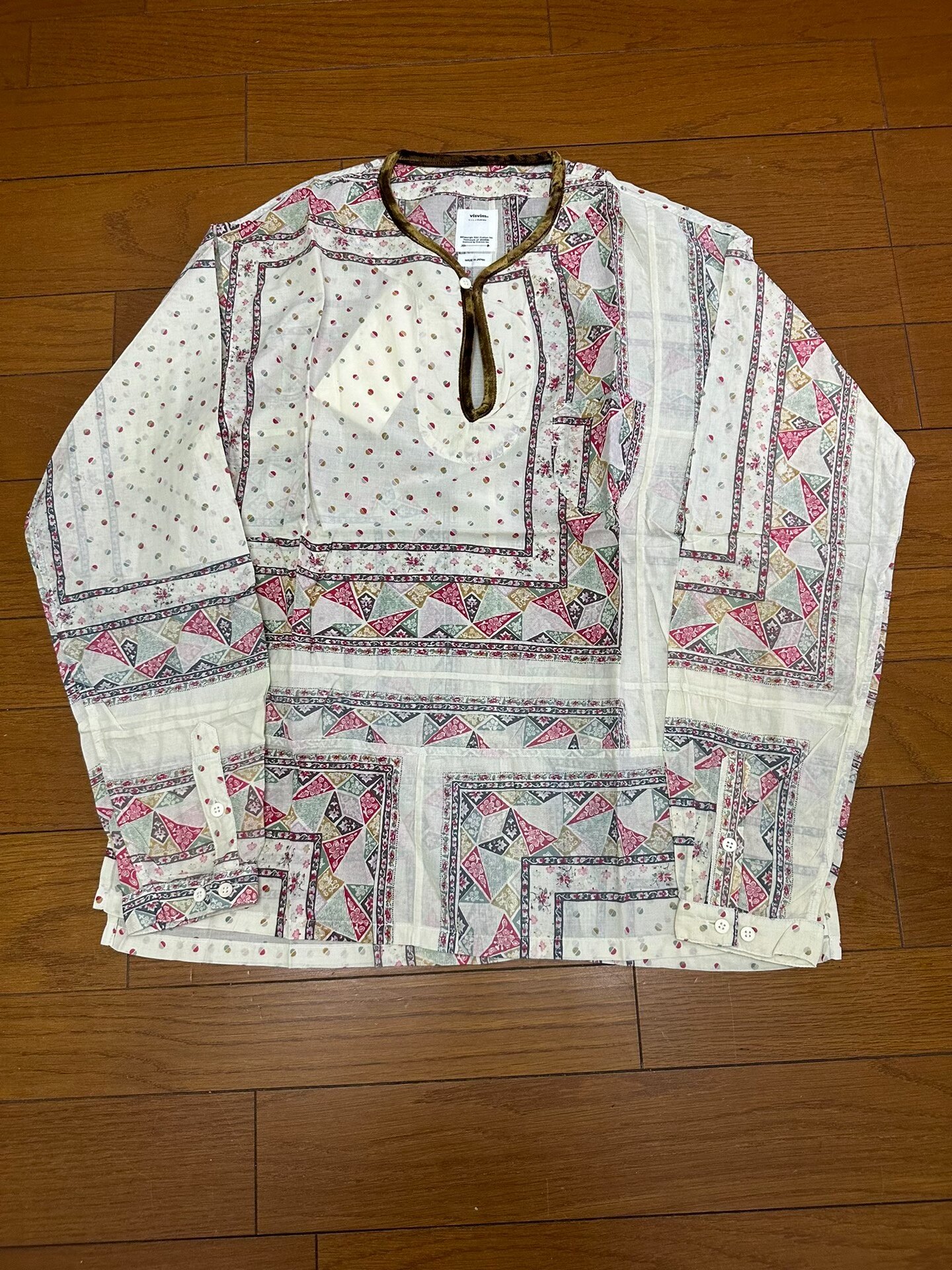 visvim 21SS TUNIC P.O PATCHWORK IVORY — label