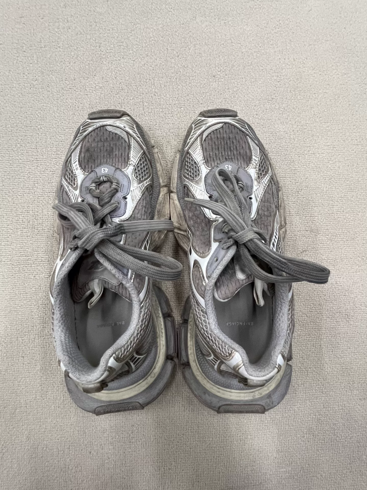 Balenciaga 3XL Gray Silver Sneakers — label