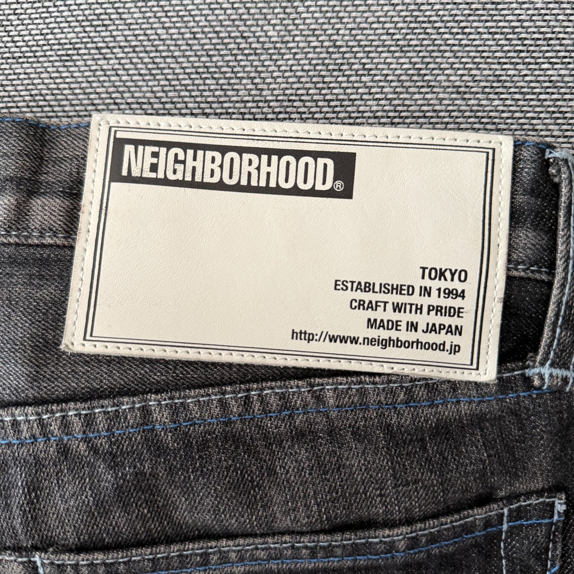 Neighborhood 18ss Basic Washed Jeans — back