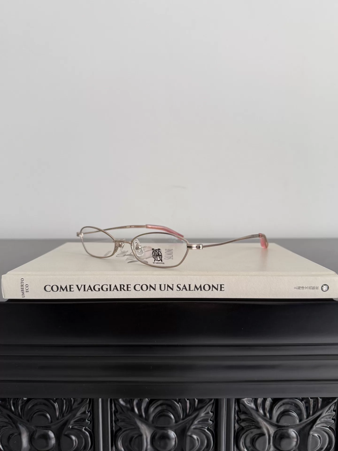 Jean Paul Gaultier Vintage Oval Eyeglasses — detail