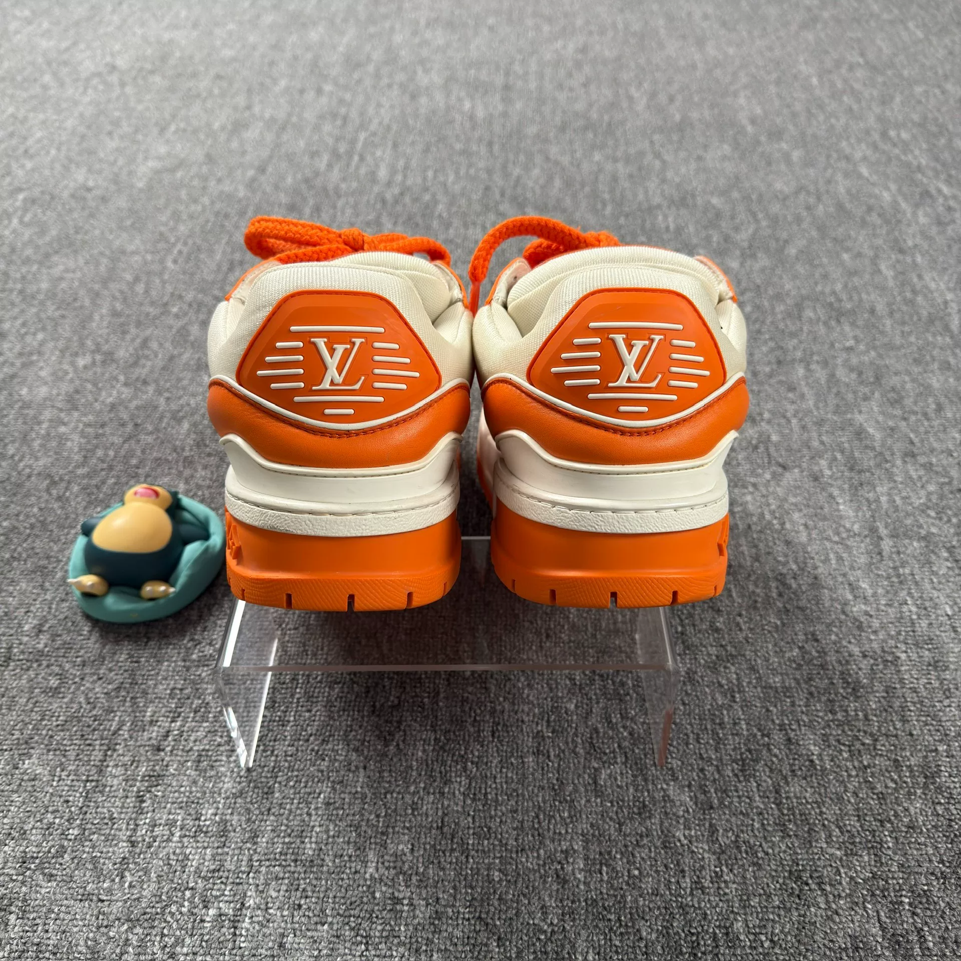 Louis Vuitton White Orange Casual Shoes — detail