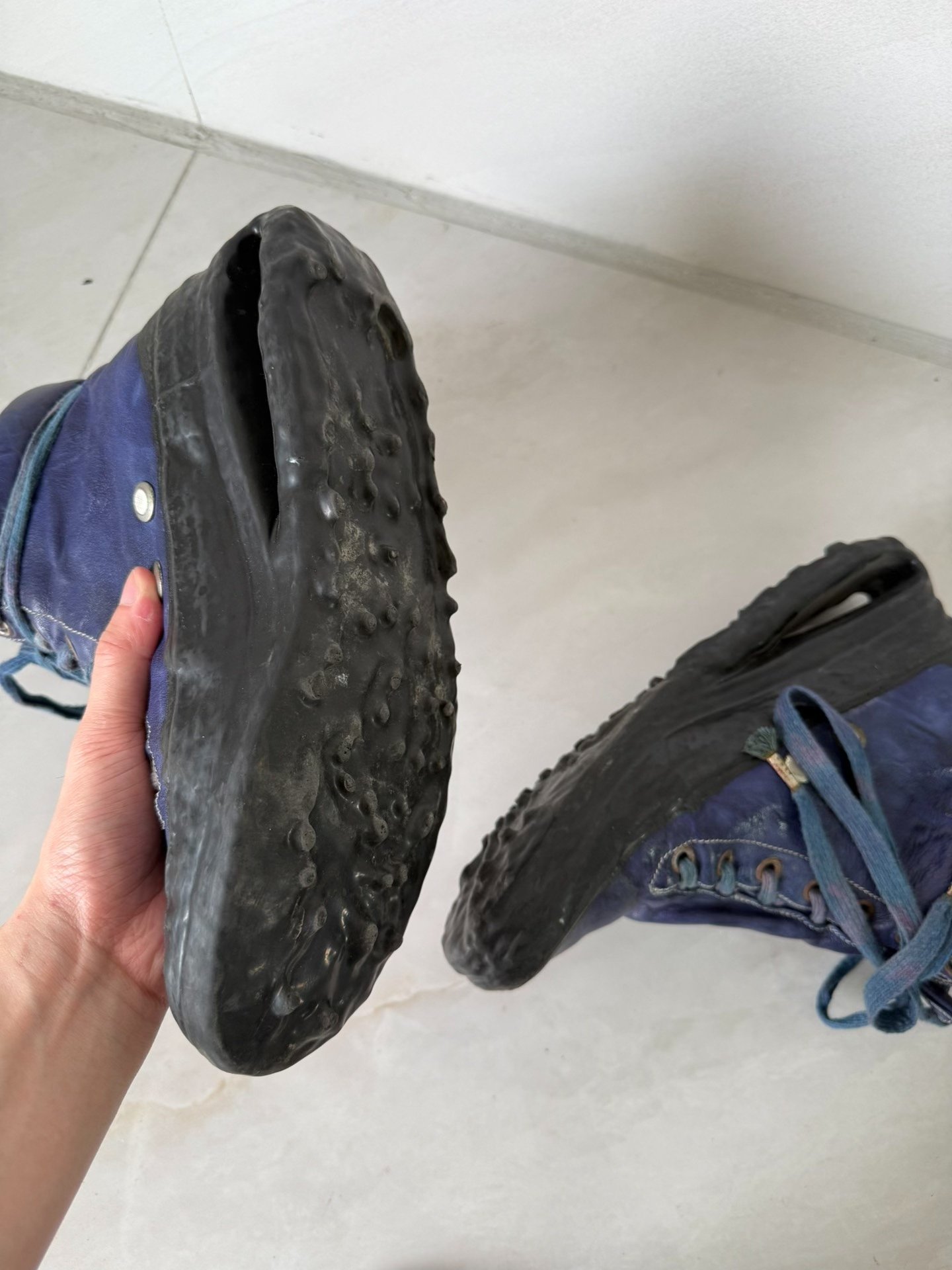 Carol Christian Poell High-Top Sneakers — label