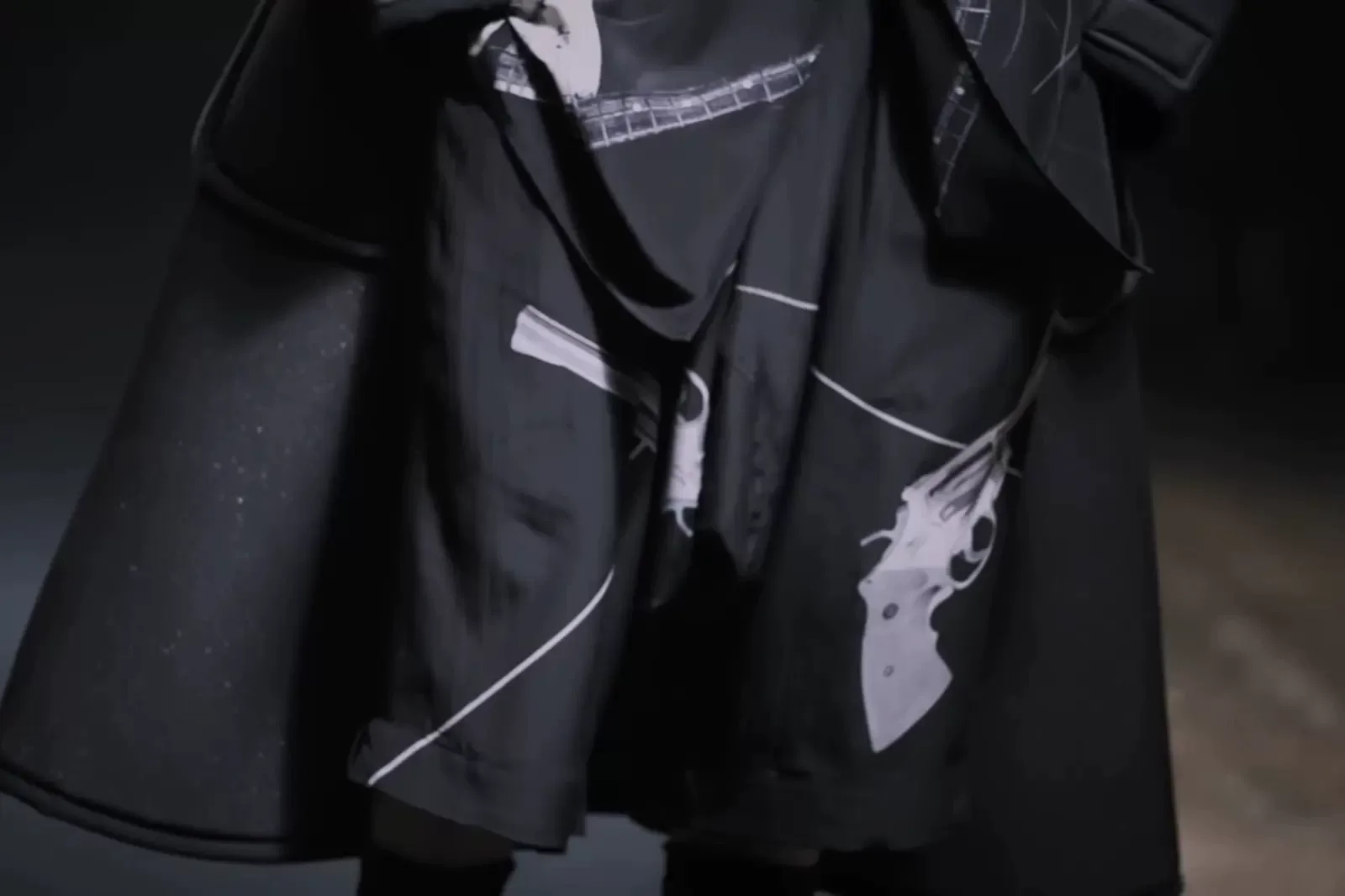 Yohji Yamamoto 21AW Revolver Print Silk Pants — label