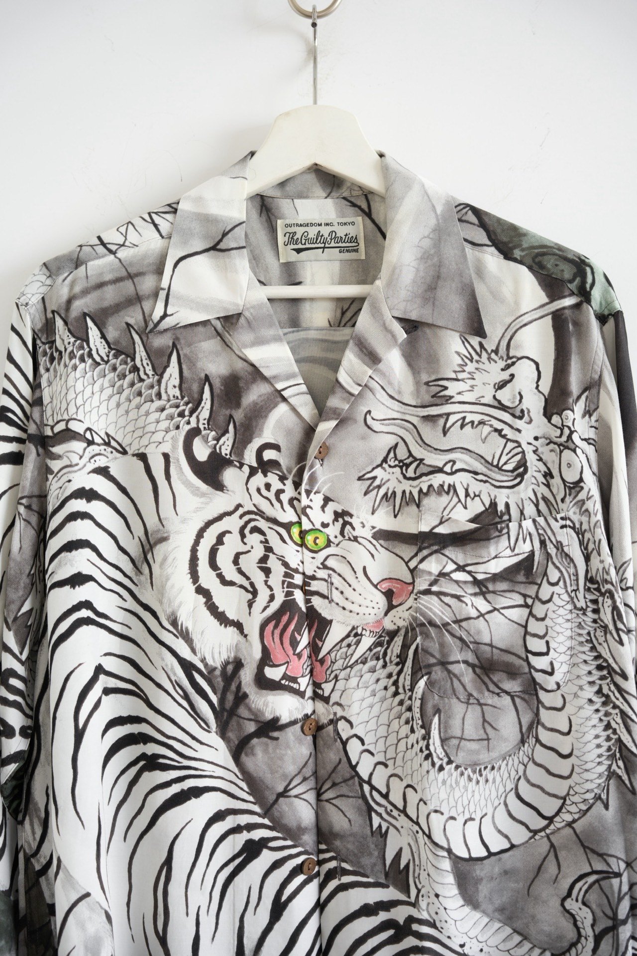 Wacko Maria Dragon-Tiger Print Shirt — detail