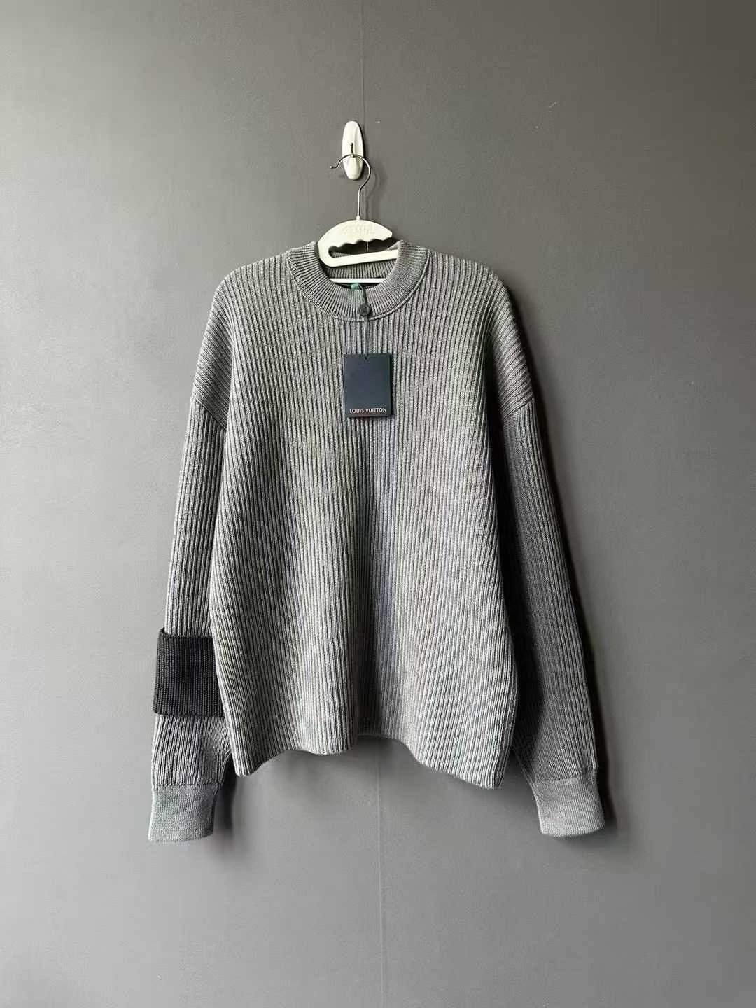 Louis Vuitton Earth Embroidery Gray Sweater — front