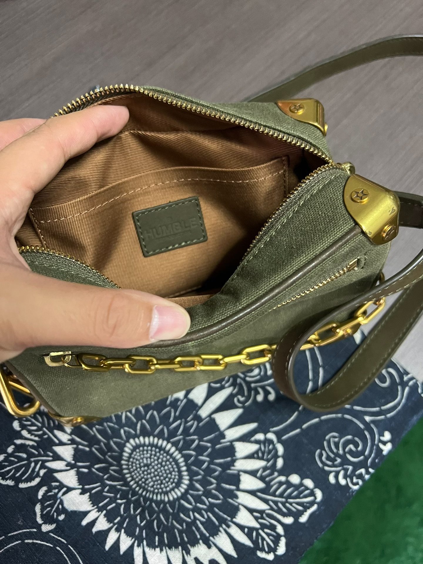 HUMBLE MINI SOFT TRUNK — detail