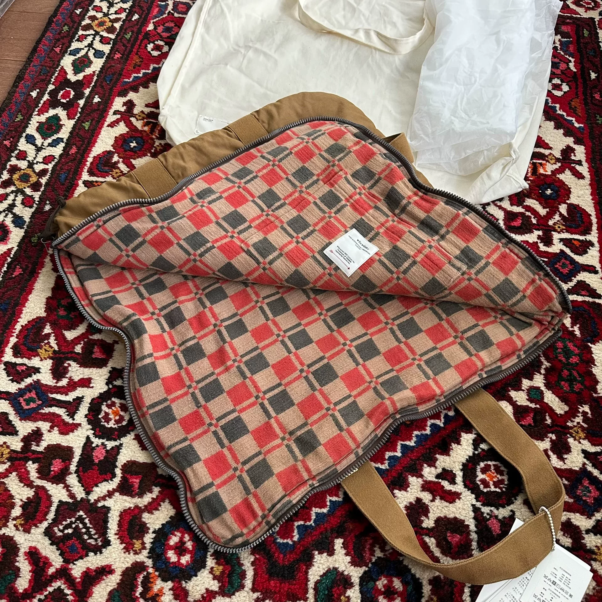 VISVIM 21AW SLEEPER TOTE (M) — label