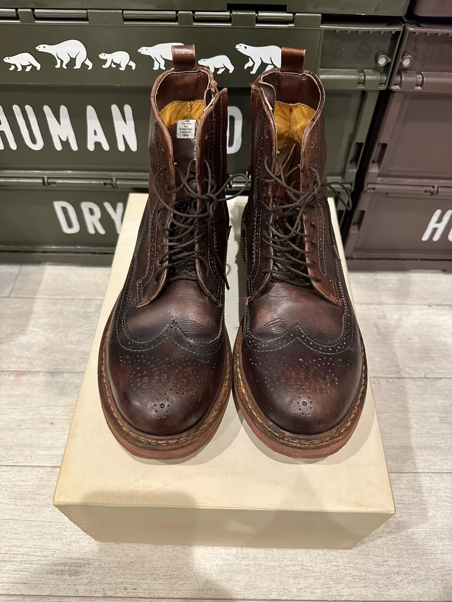 visvim PATRICIAN W.T. MID-FOLK — label