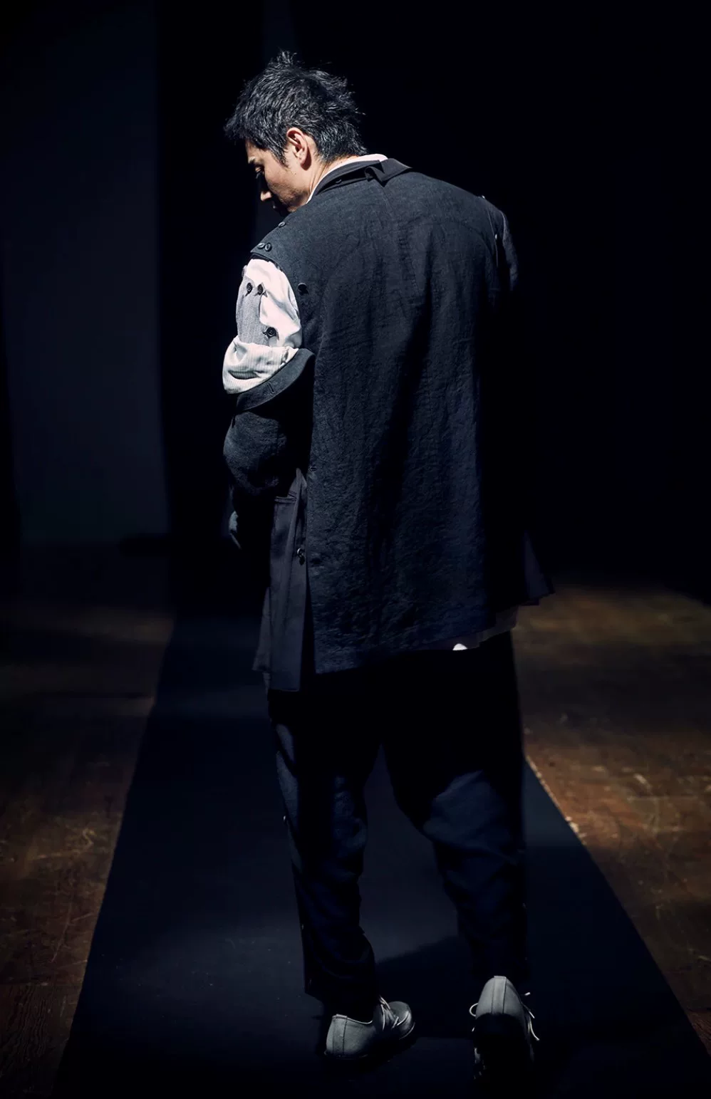Yohji Yamamoto 21SS Structured Side Button Pants — label