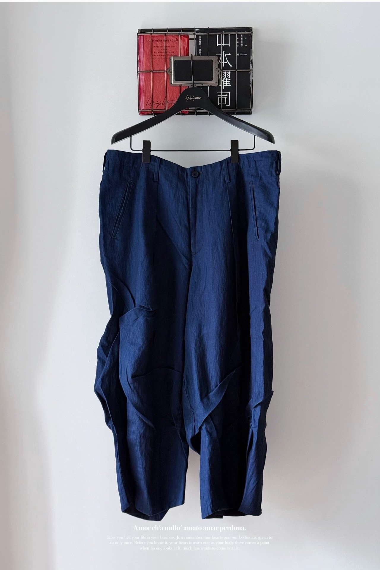 Yohji Yamamoto 23ss Indigo Linen Ruffled Pants — detail