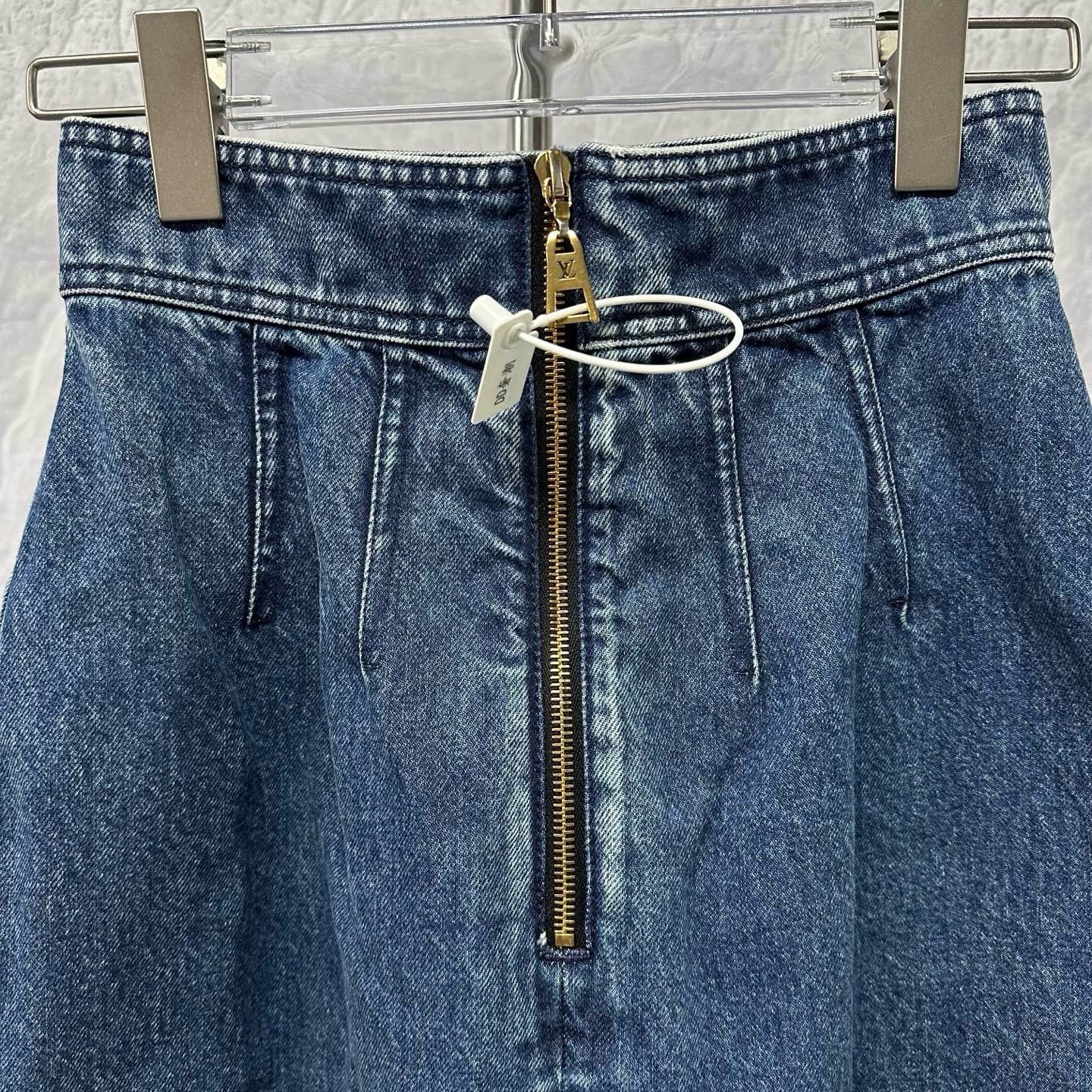 Louis Vuitton Denim Zipper Skirt 34 — back