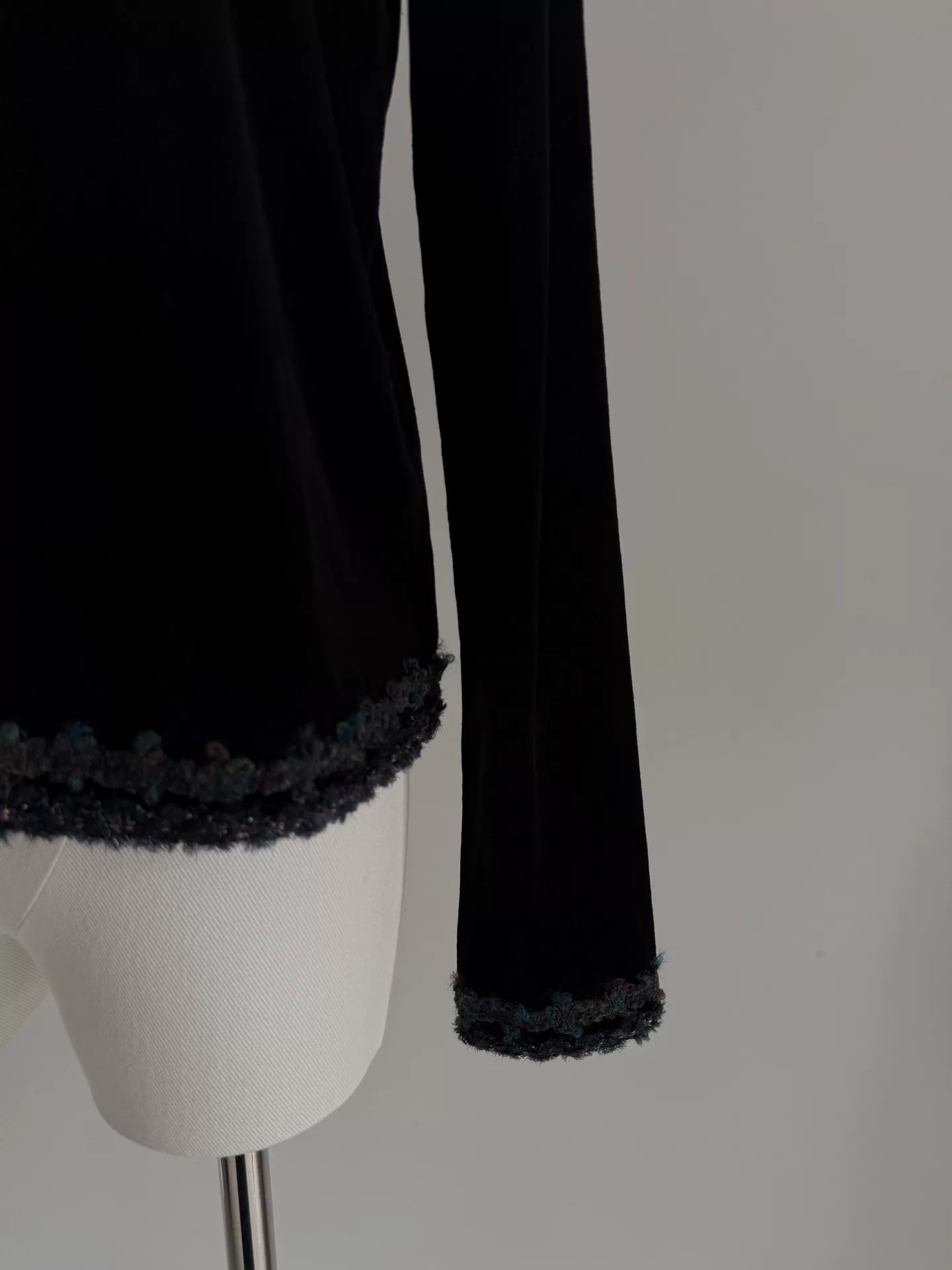 Comme Des Garcons CDG Velvet Jacket — detail