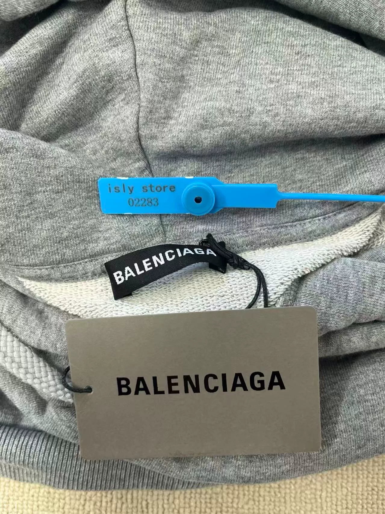 Balenciaga Logo Print Regular Fit Hoodie — label