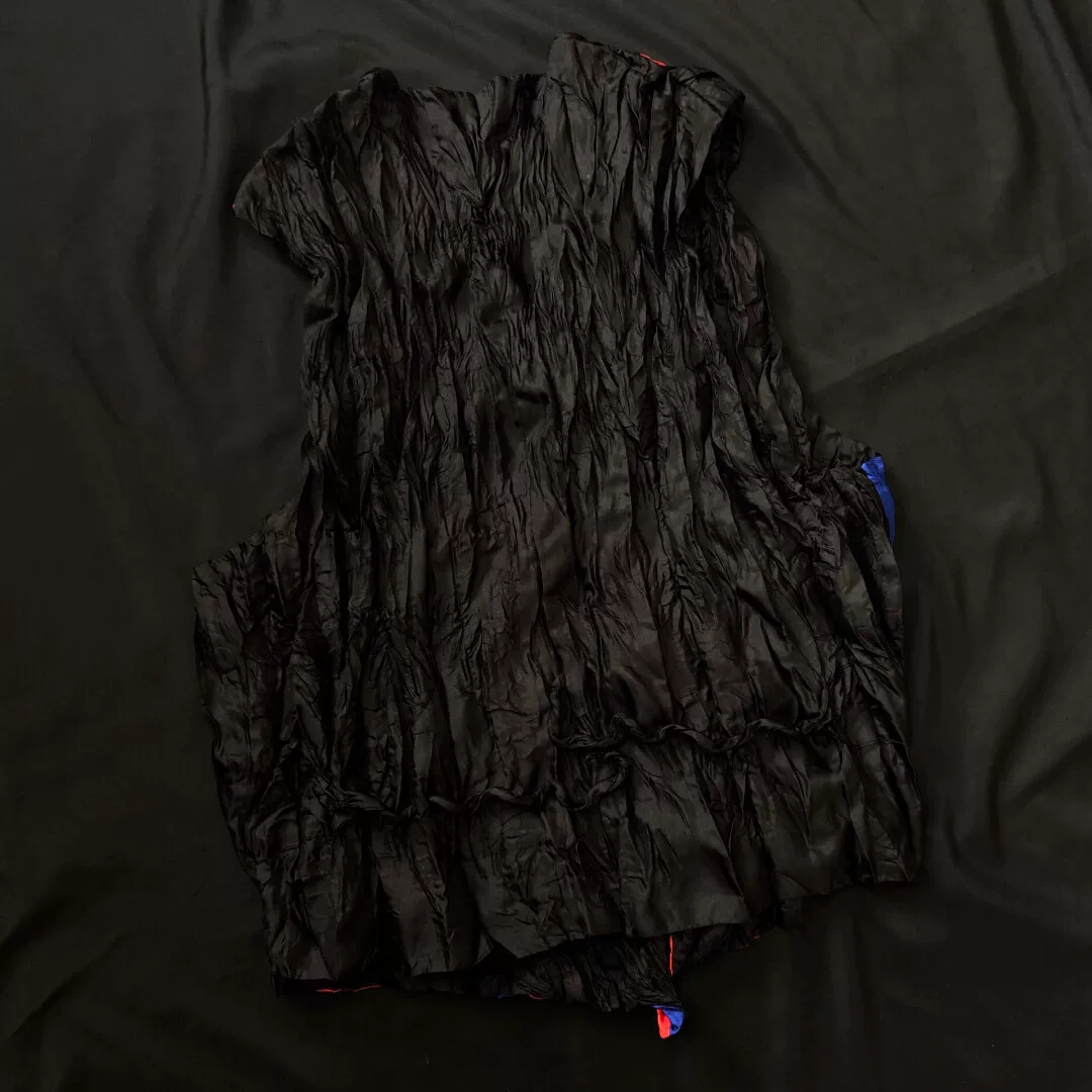 Issey Miyake 1993ss Pleated Vest — detail