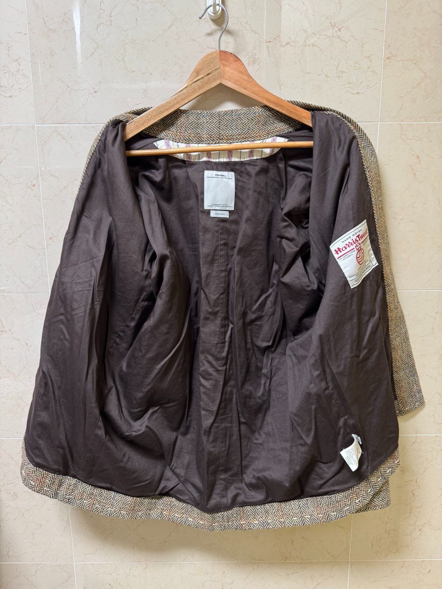 visvim sanjuro harris tweed jacket — detail