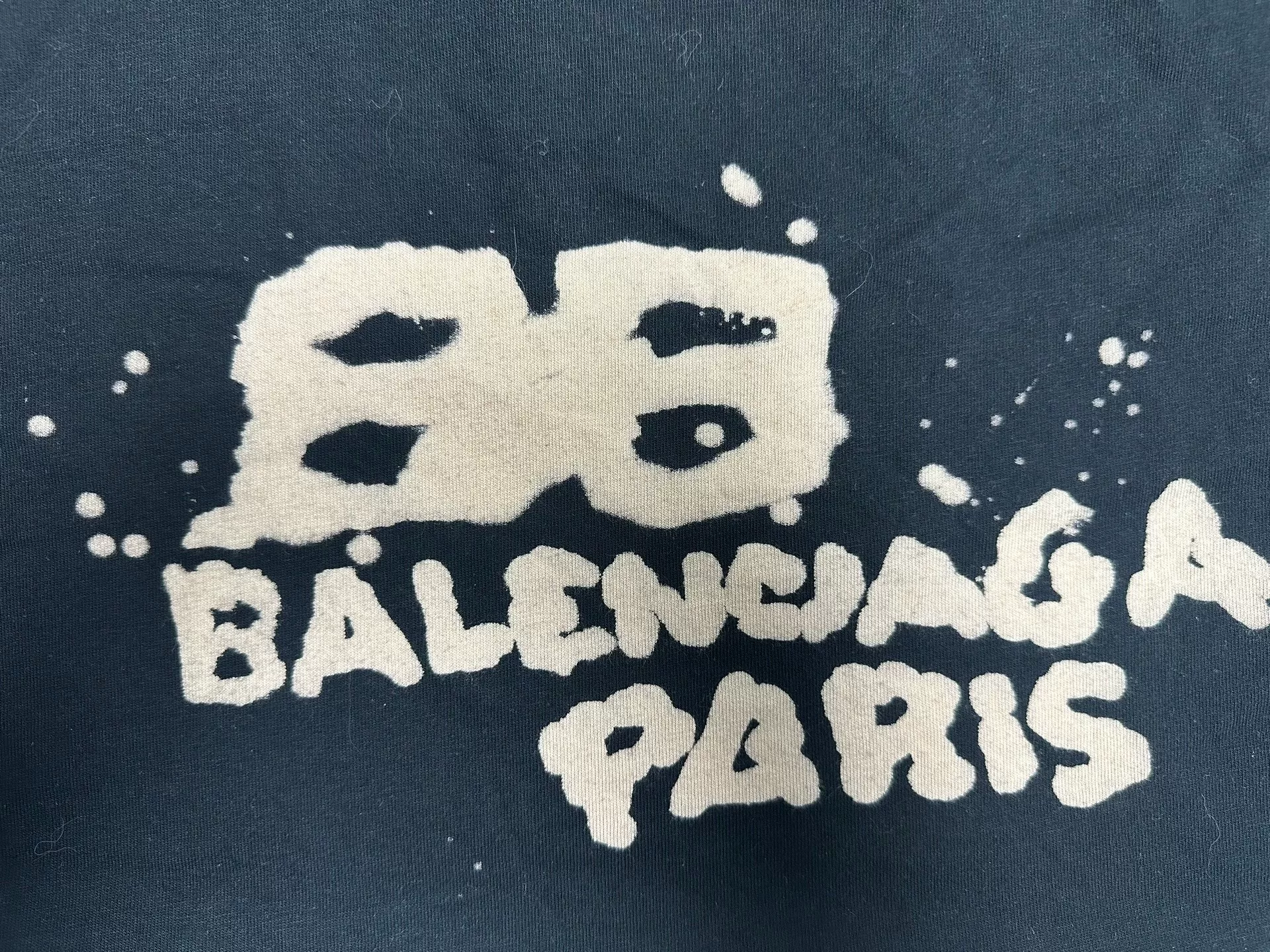 Balenciaga Paris Letter Print Crewneck T-shirt — detail