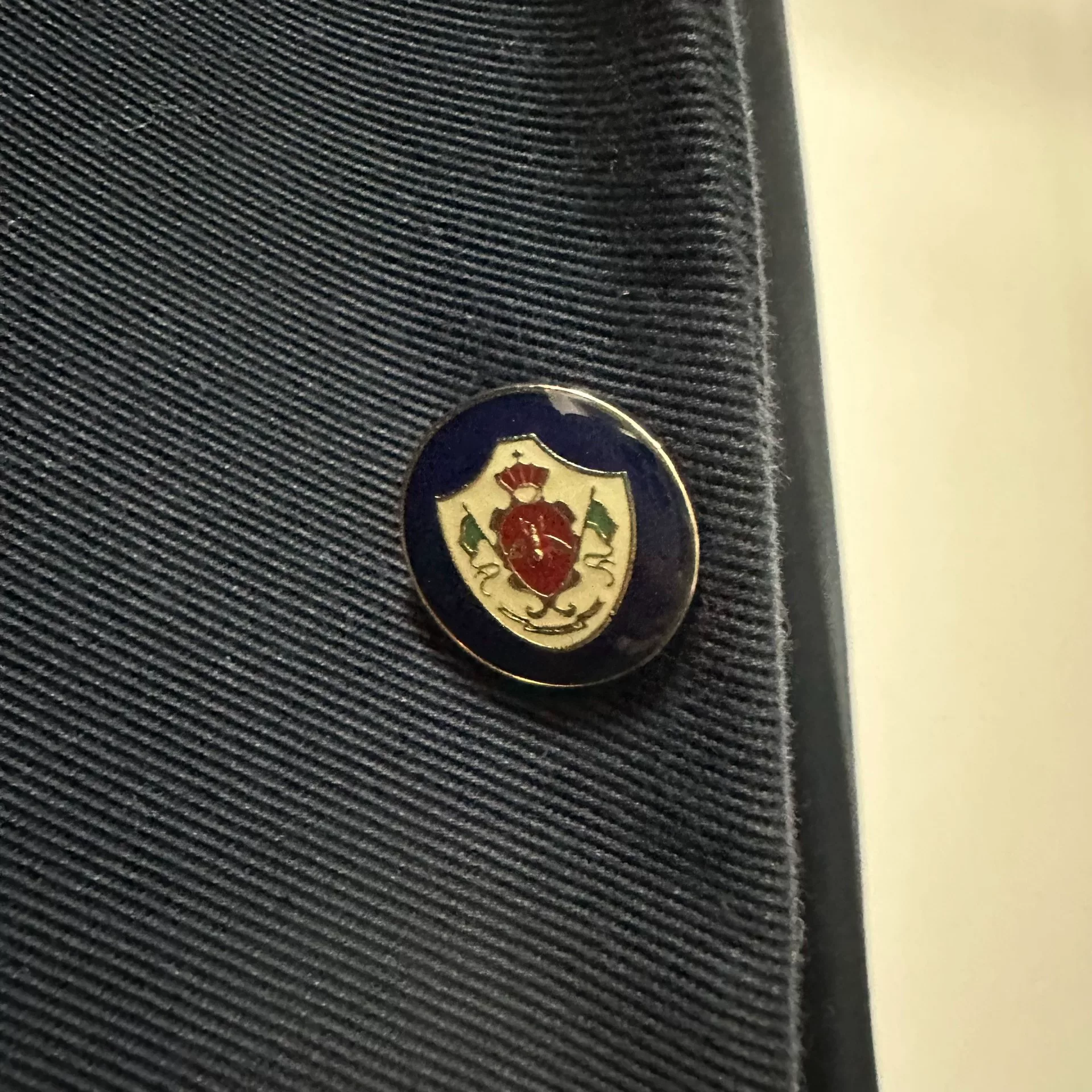 Gucci Leopard Embroidery Logo Blazer — detail