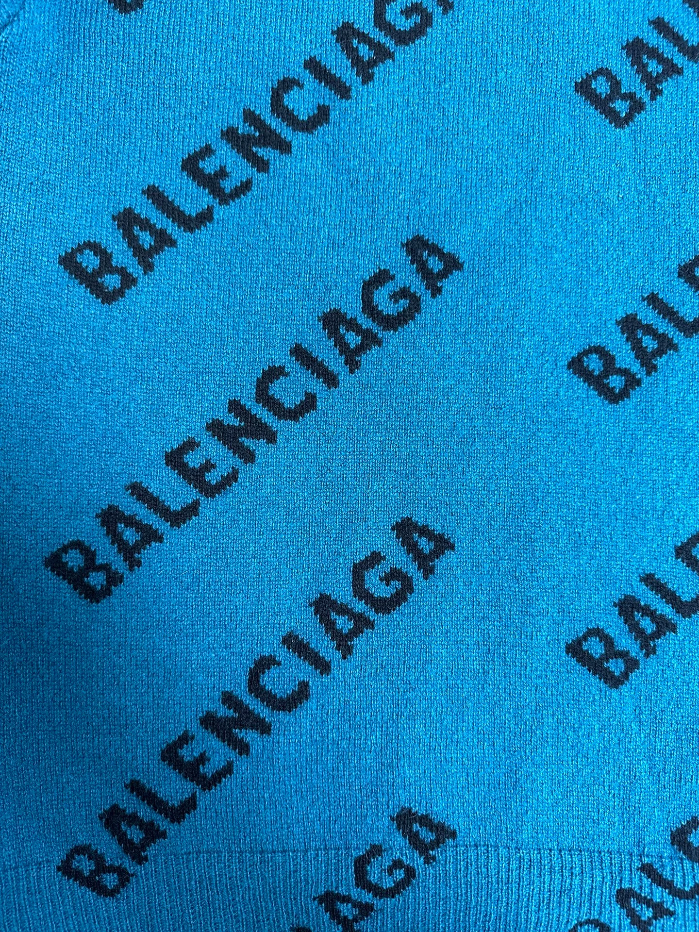 Balenciaga Letter Print Crewneck Sweater — detail