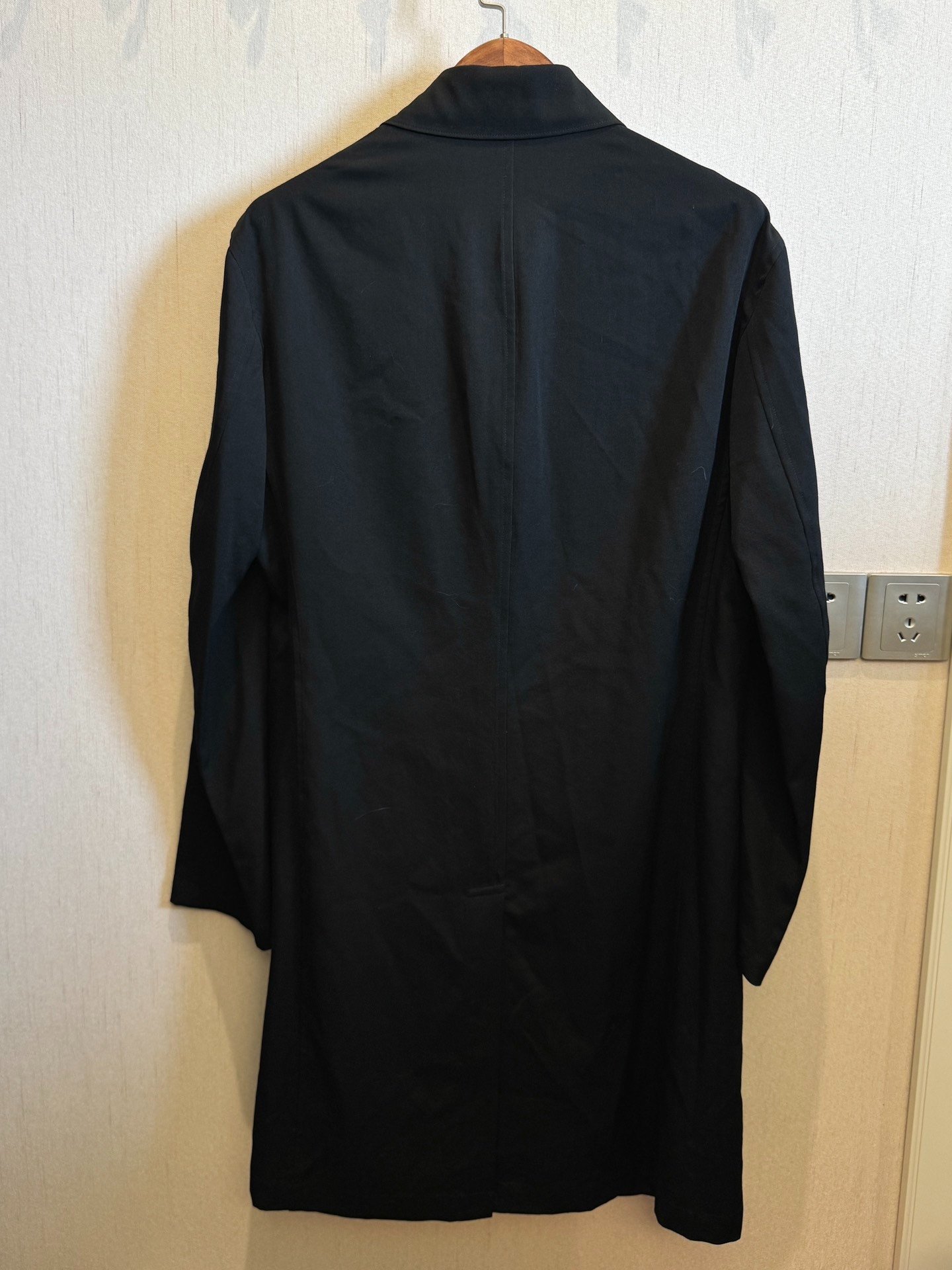 Yohji Yamamoto 16SS Trench Coat — back