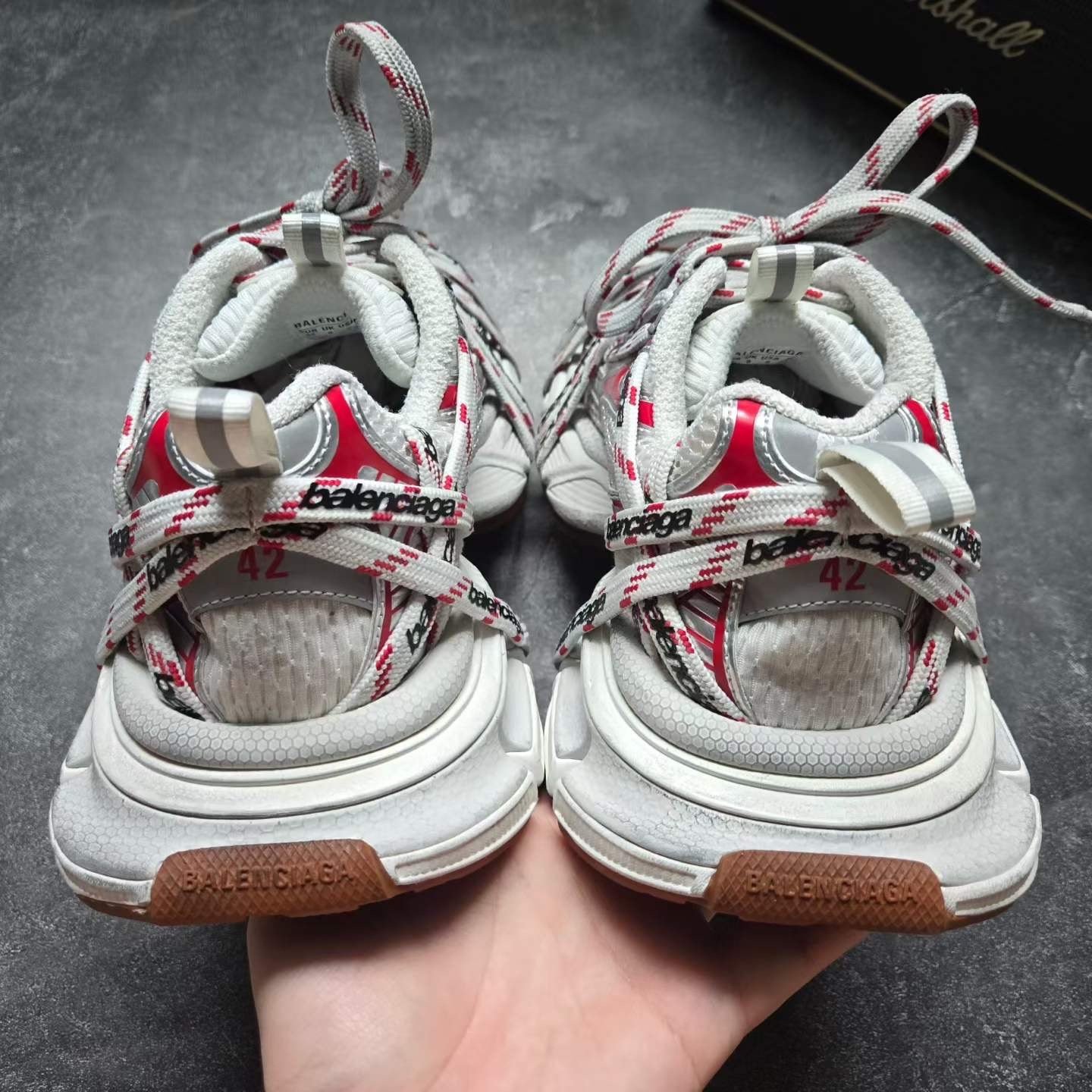 Balenciaga 3XL White Red Letter Lace Sneakers — detail