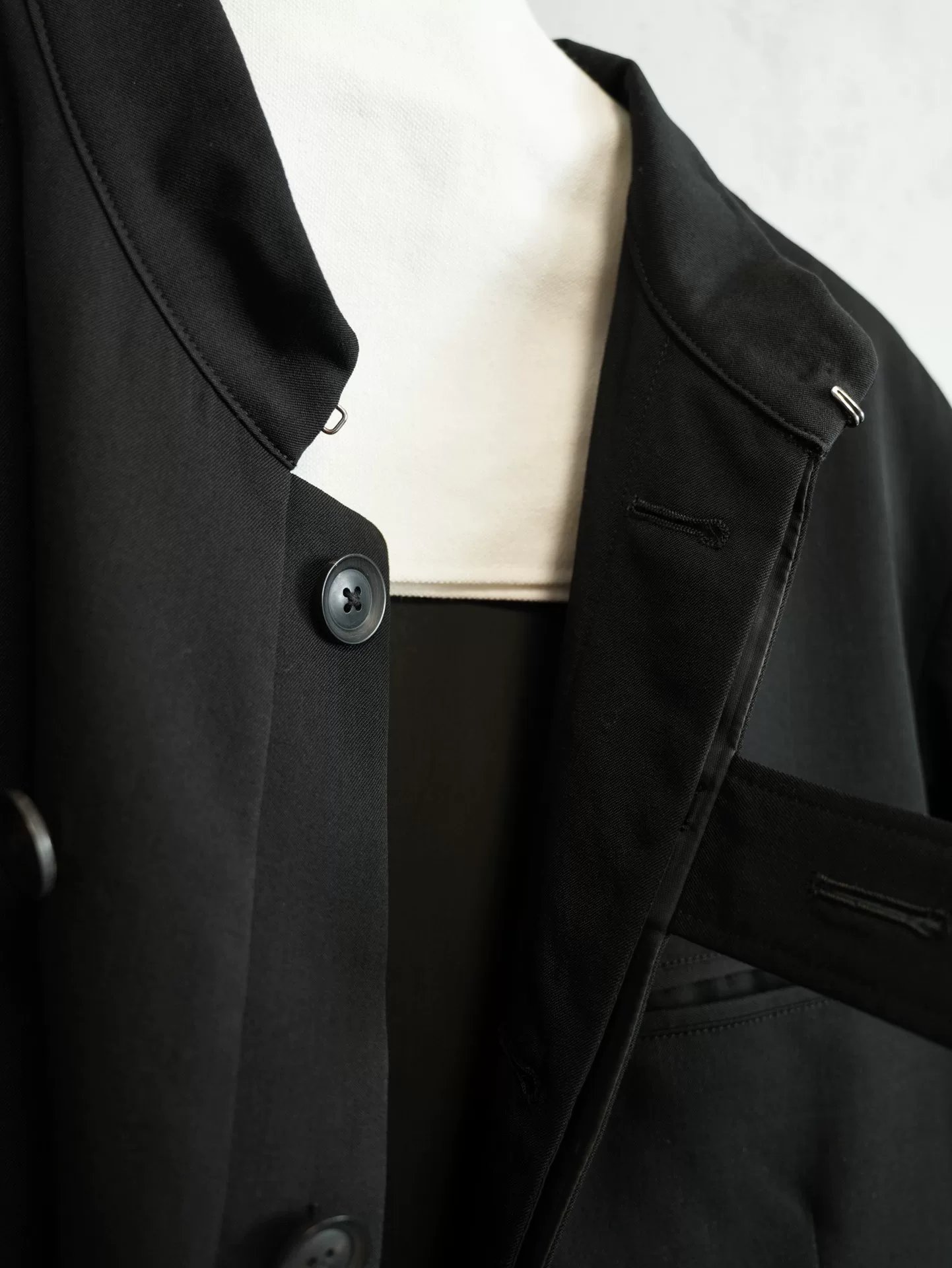 Yohji Yamamoto 18AW Hidden Button Wool Jacket — back