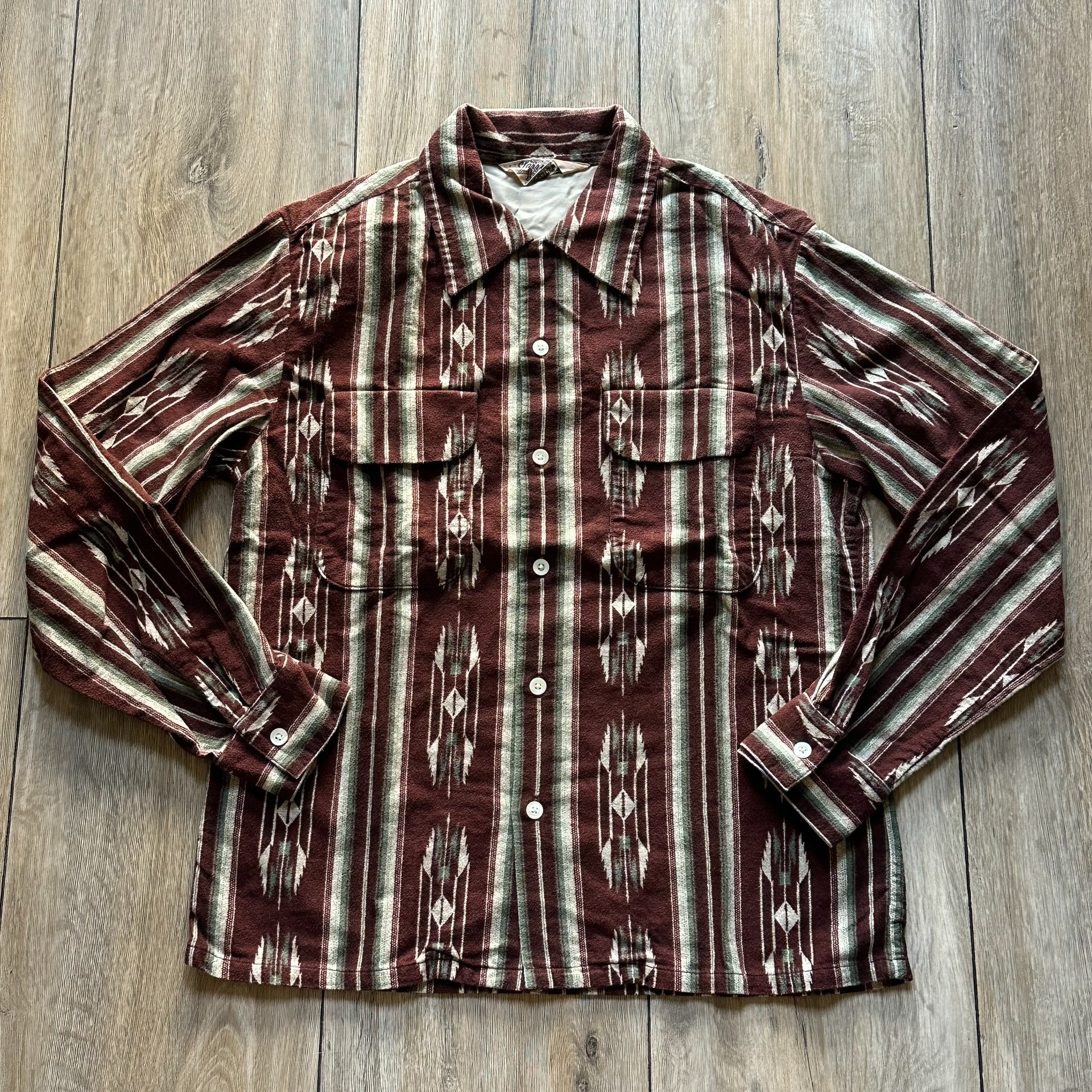 Jelado Vintage Long-Sleeve Shirt
