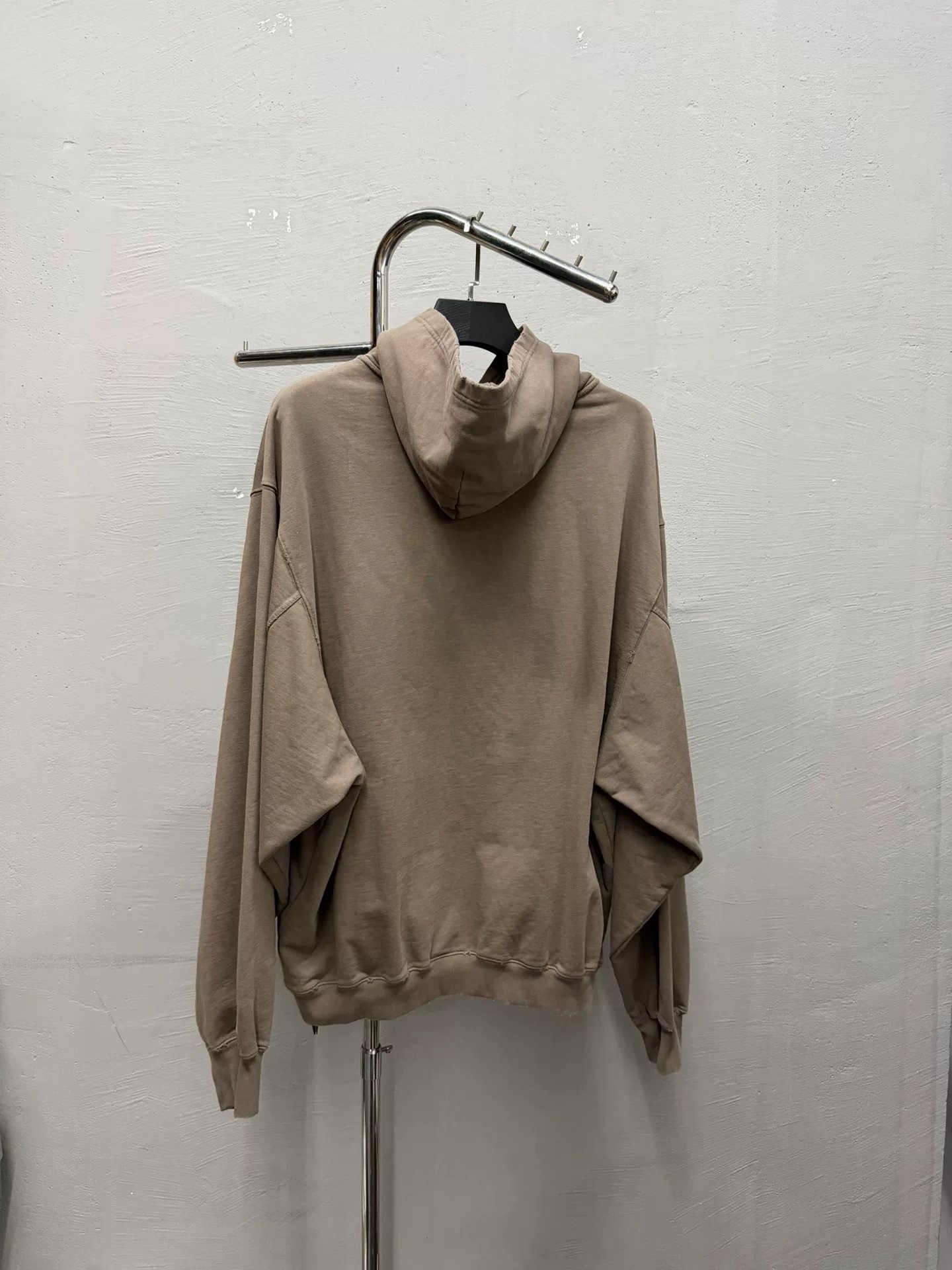 Balenciaga Chest Logo Hoodie — detail