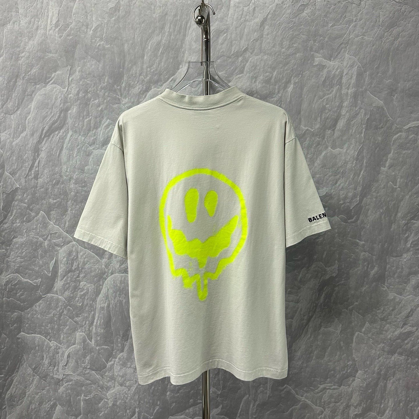 Balenciaga Dripley Alien Print Short Sleeve — back
