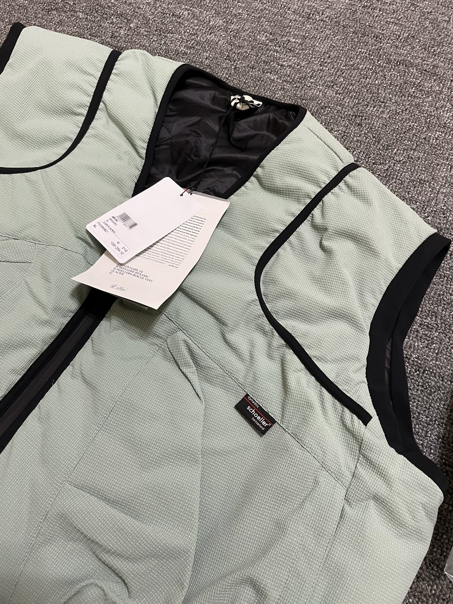 gr10k Cotton Vest — detail