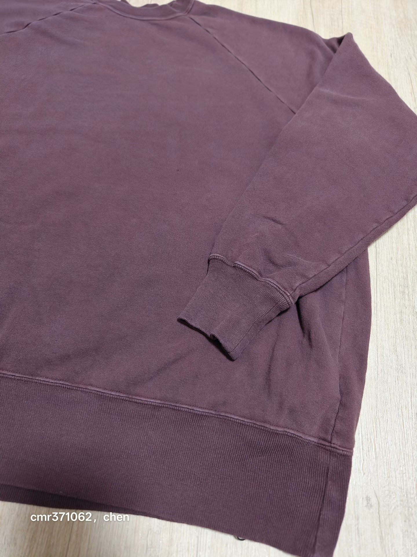 APRESSE 26ss Vintage Burgundy Sweatshirt — detail